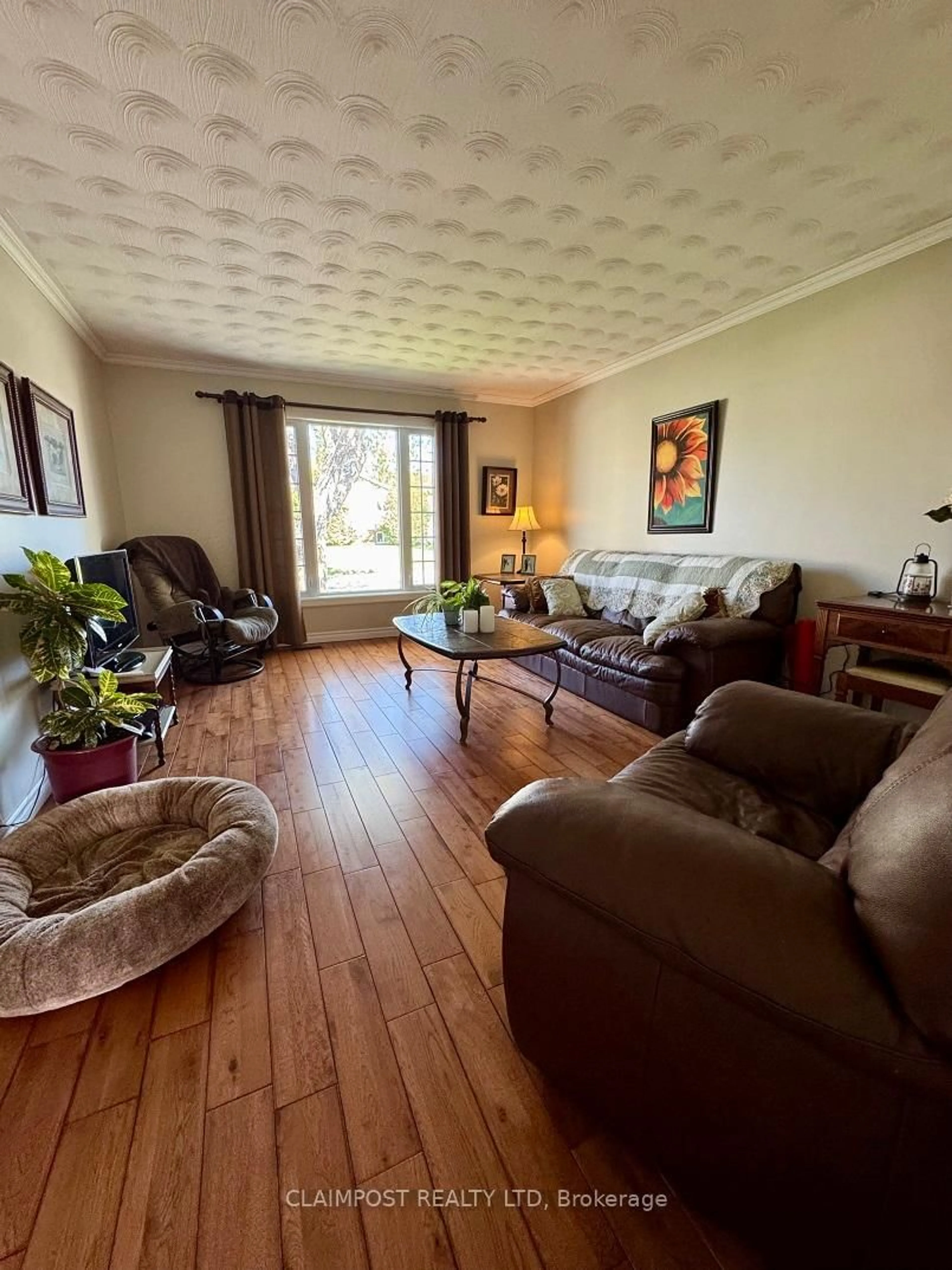 Living room with furniture, unknown for 141 Rose Marie Cres, Timmins Ontario P4P 1B5