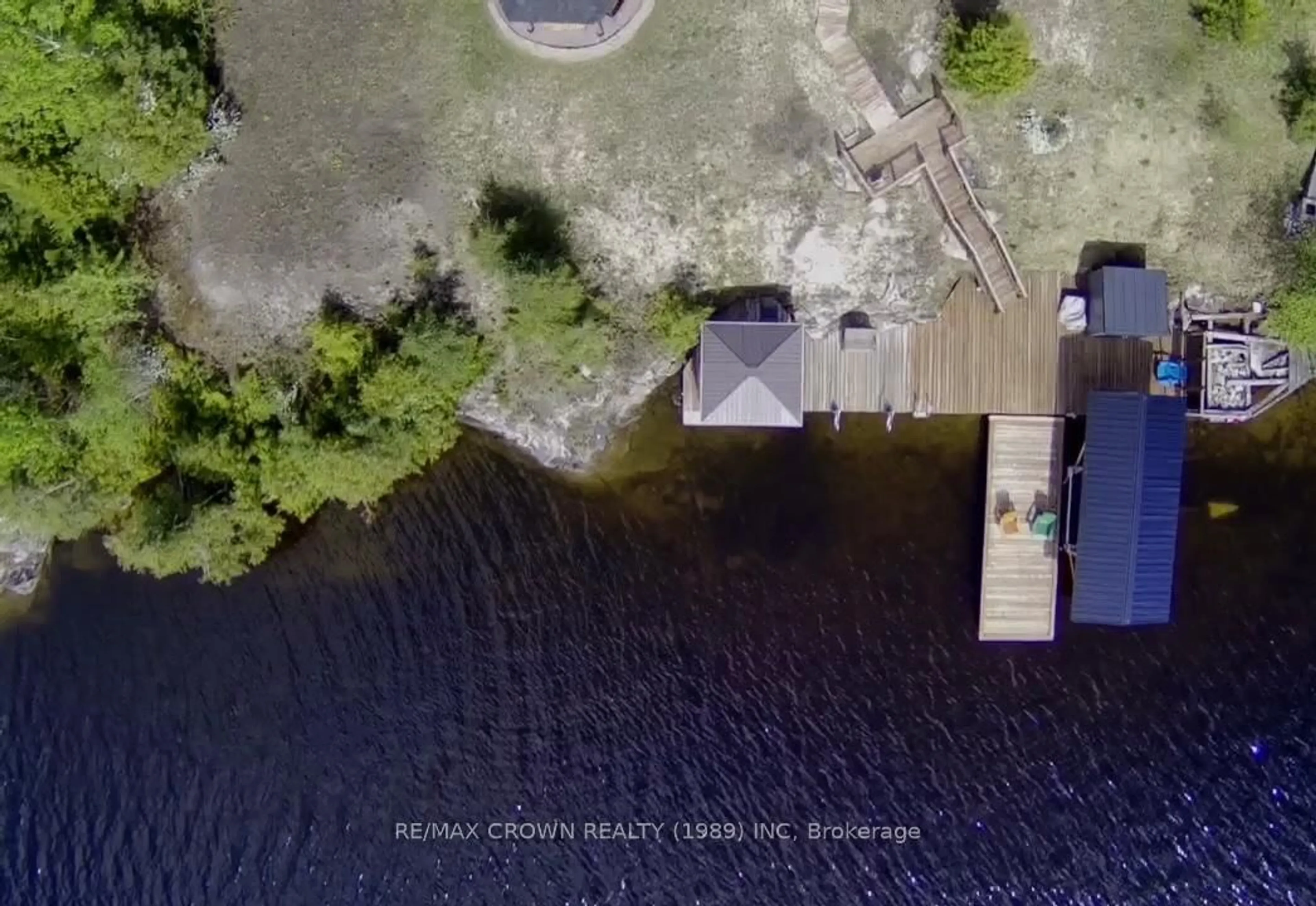 A pic from outside/outdoor area/front of a property/back of a property/a pic from drone, water/lake/river/ocean view for 31 Lefebvre Peninsula, Moonbeam Rd, Kapuskasing Ontario P0L 1V0