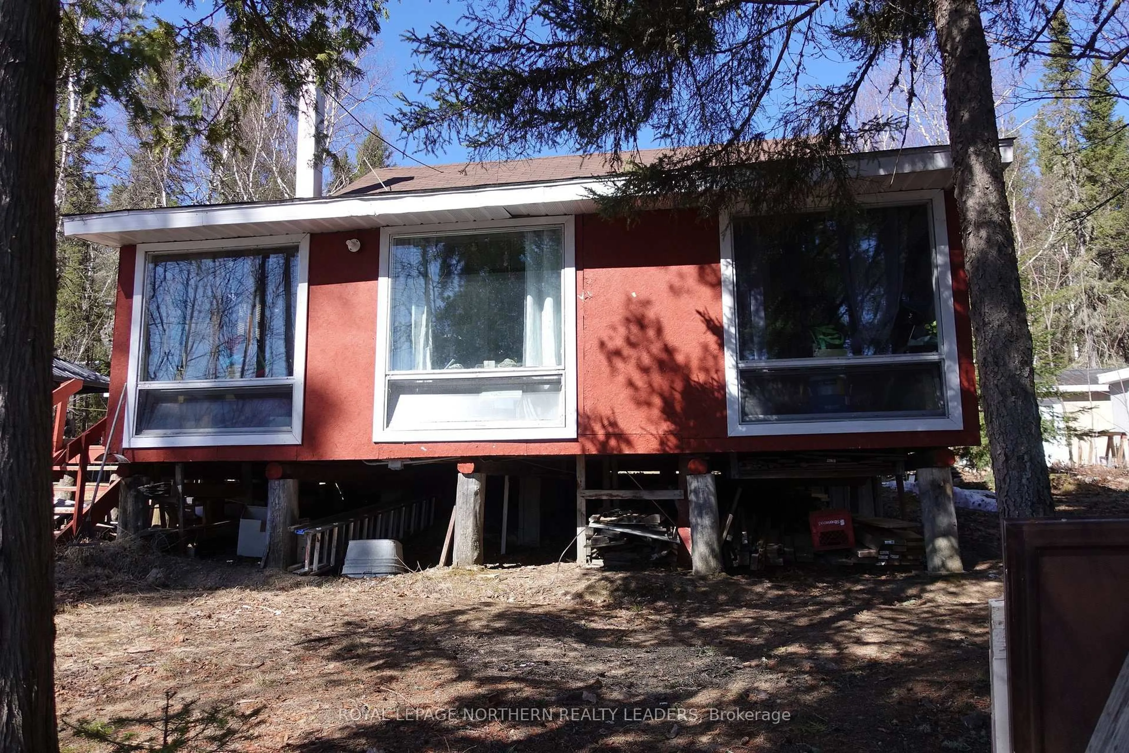 Home with vinyl exterior material, unknown for 387 Watabeag Lake Rd, Black River-Matheson Ontario P4N 2G4