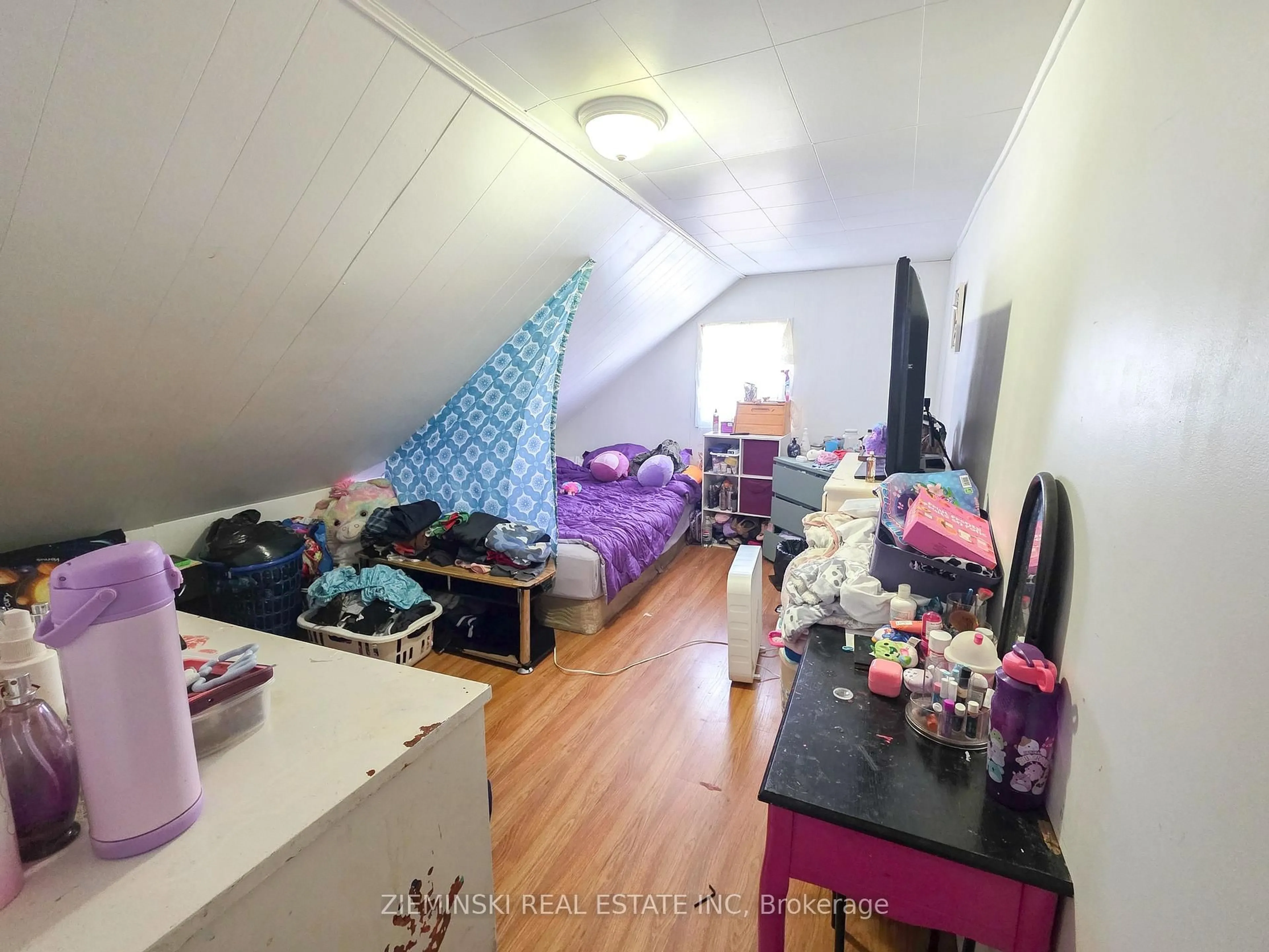 A pic of a room for 115 Pollock St, Kirkland Lake Ontario P2N 1Z1