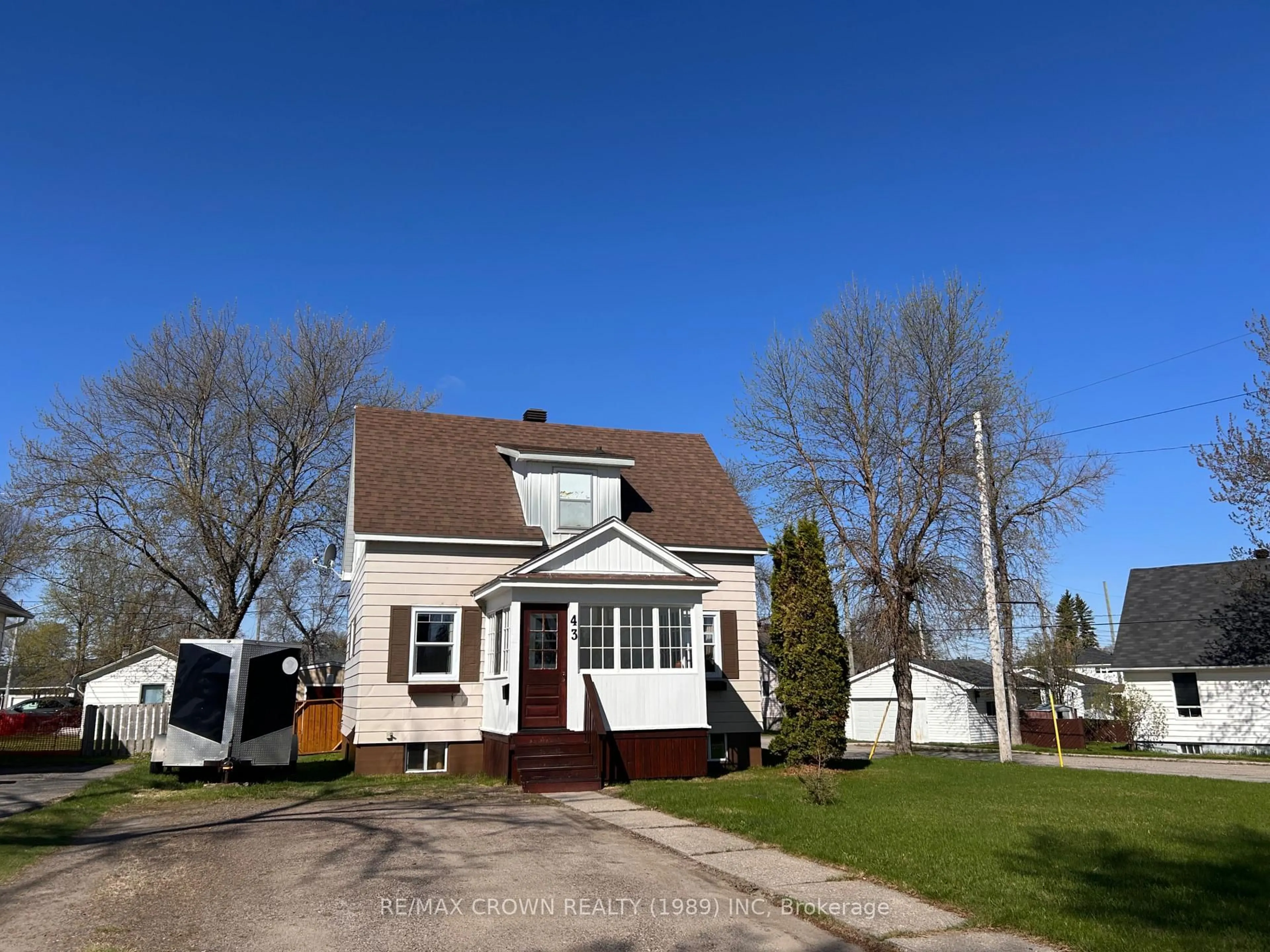 A pic from outside/outdoor area/front of a property/back of a property/a pic from drone, street for 43 Bowman Ave, Kapuskasing Ontario P5N 1M9