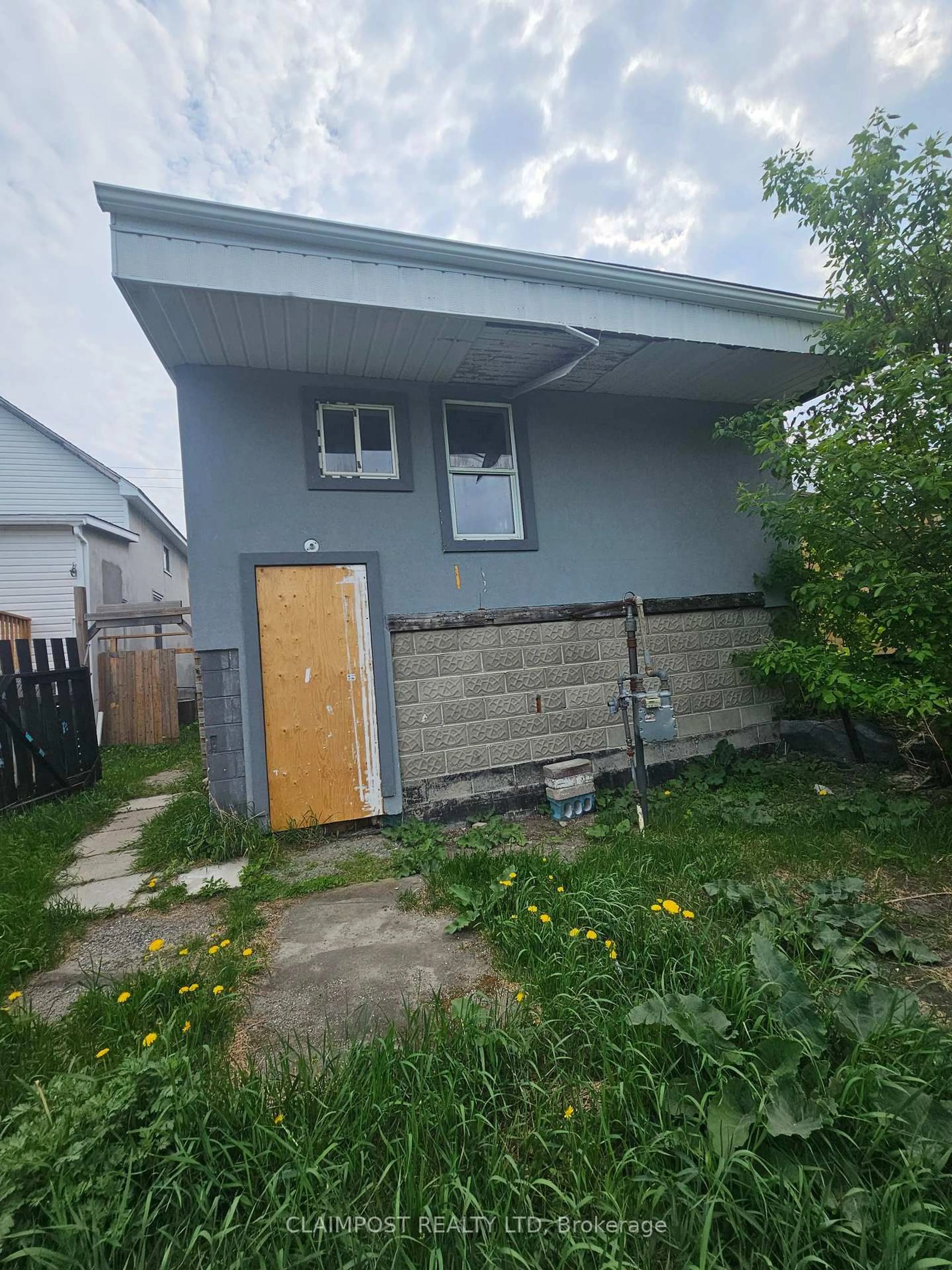 Shed for 67-69 Elm St, Timmins Ontario P4N 1W5