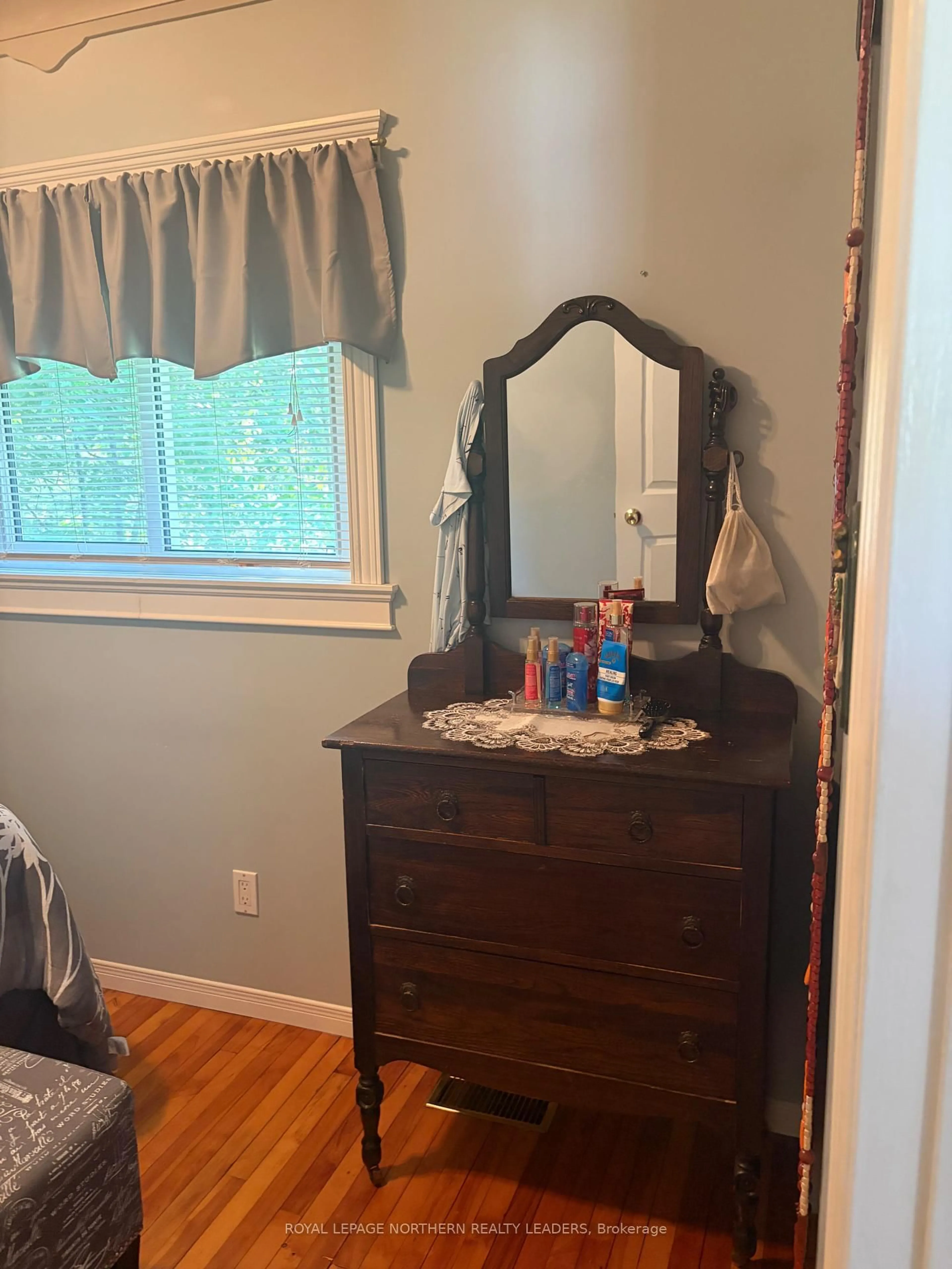 A pic of a room for 327 Belleview St, Timmins Ontario P4N 5B3