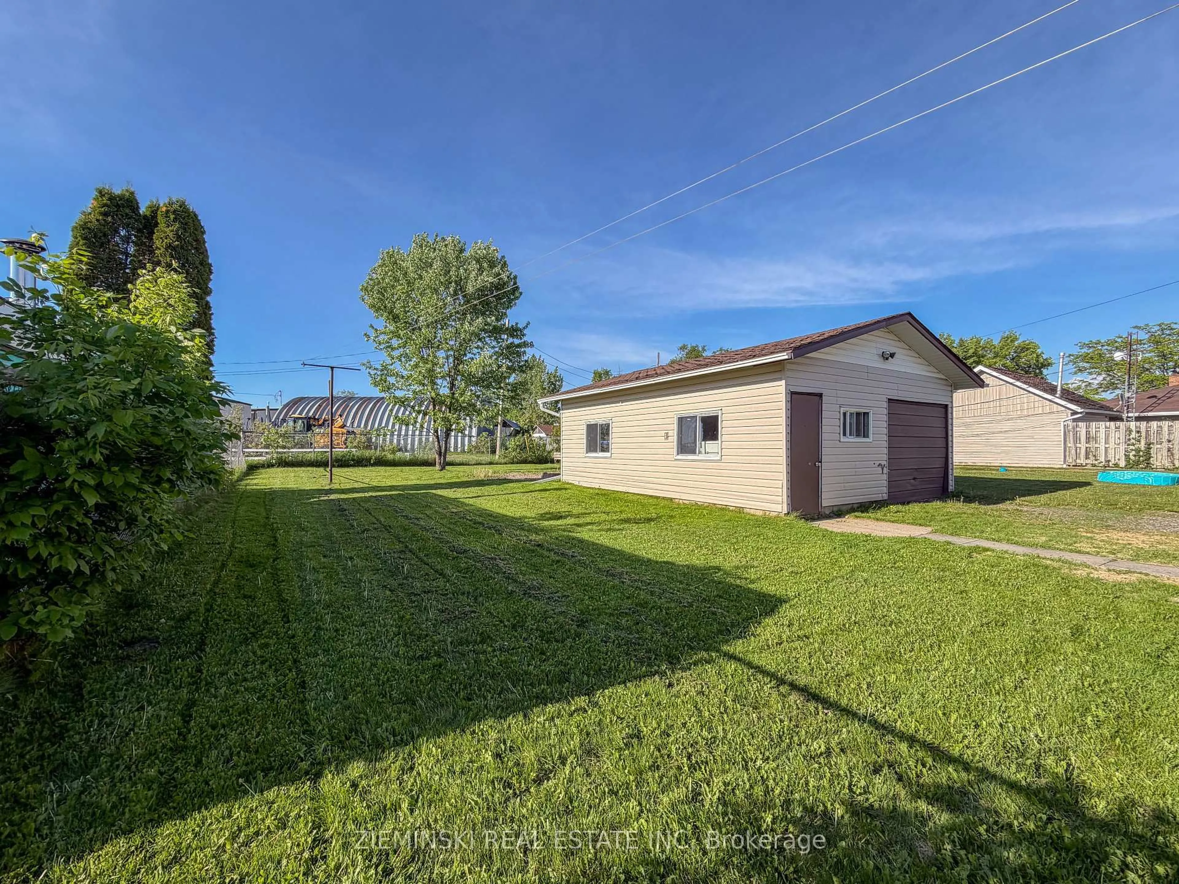 A pic from outside/outdoor area/front of a property/back of a property/a pic from drone, street for 508 Marion St, Iroquois Falls Ontario P0K 1G0