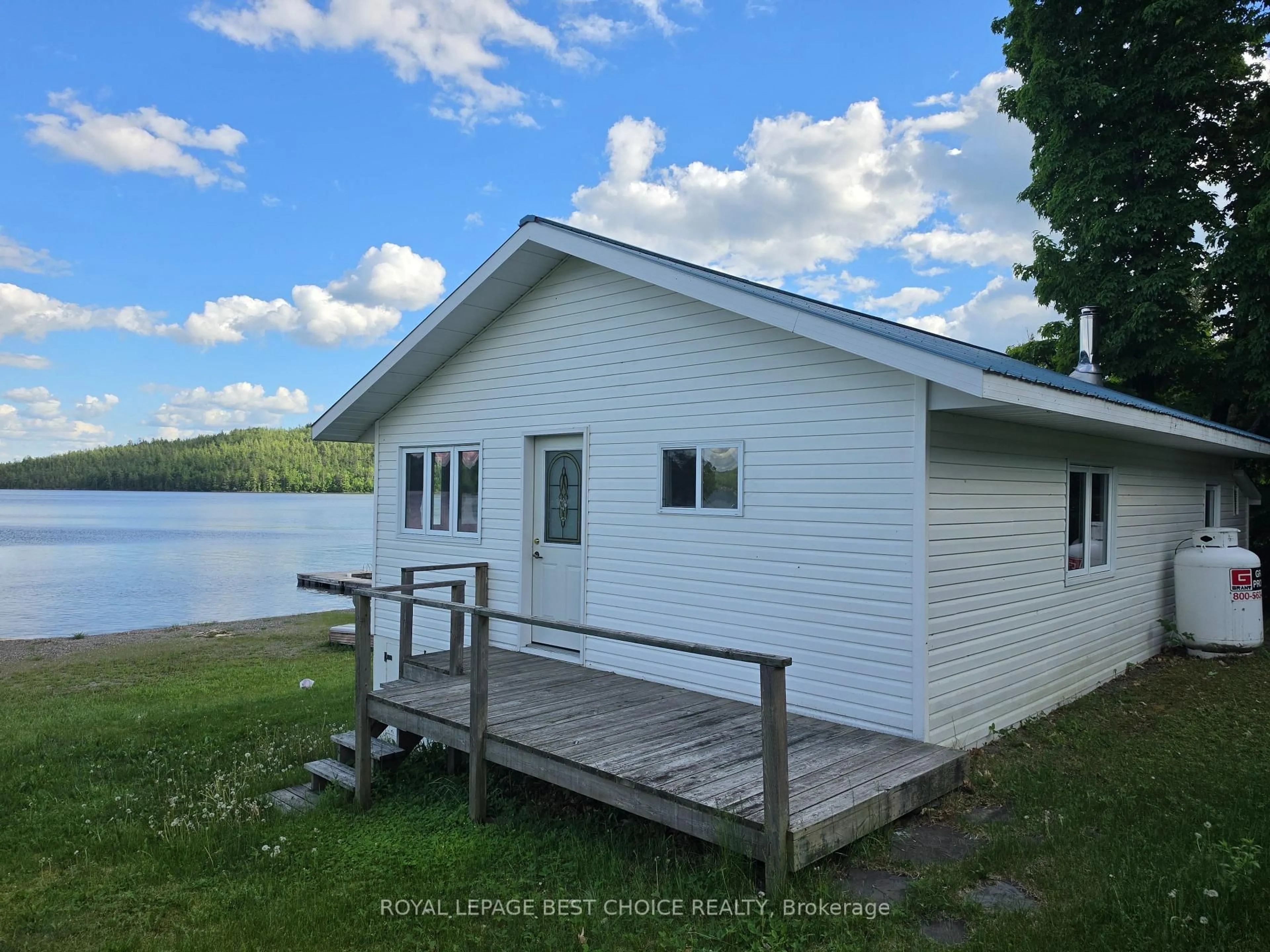 Shed for 581115 Old Mission Rd, Timiskaming Ontario P0J 1R0