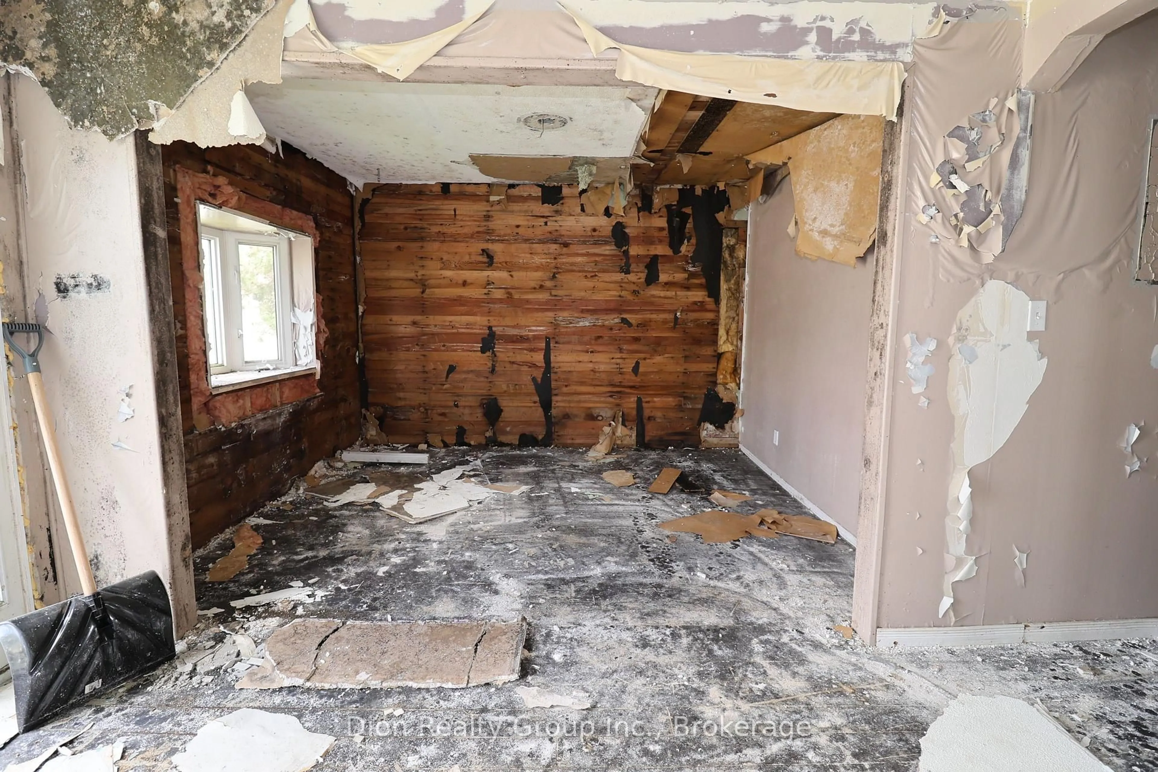 A pic of a room for 71 Poplar Ave, Kirkland Lake Ontario P2N 2M8