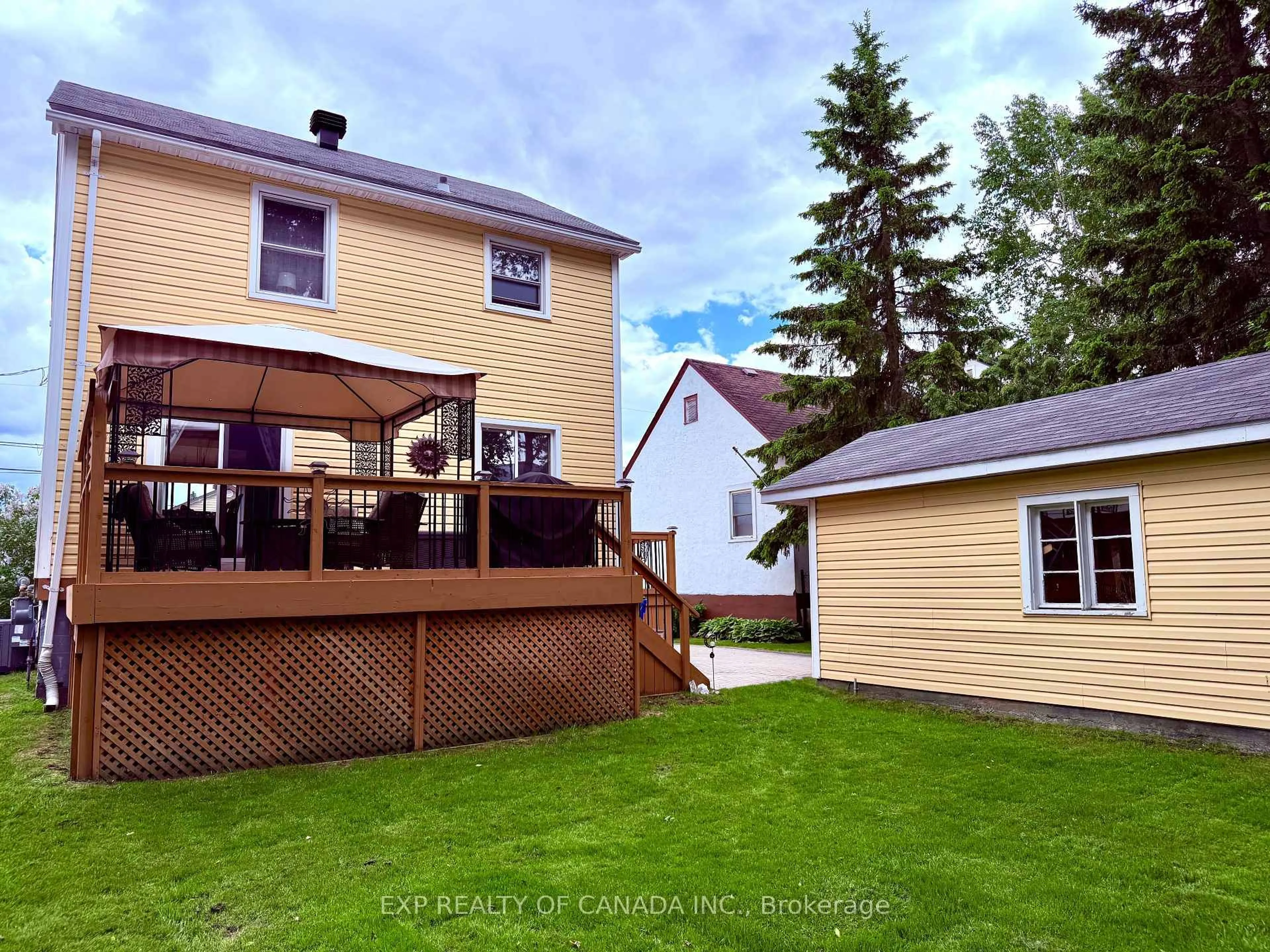 A pic from outside/outdoor area/front of a property/back of a property/a pic from drone, street for 329 Tamarack St, Timmins Ontario P4N 6R3
