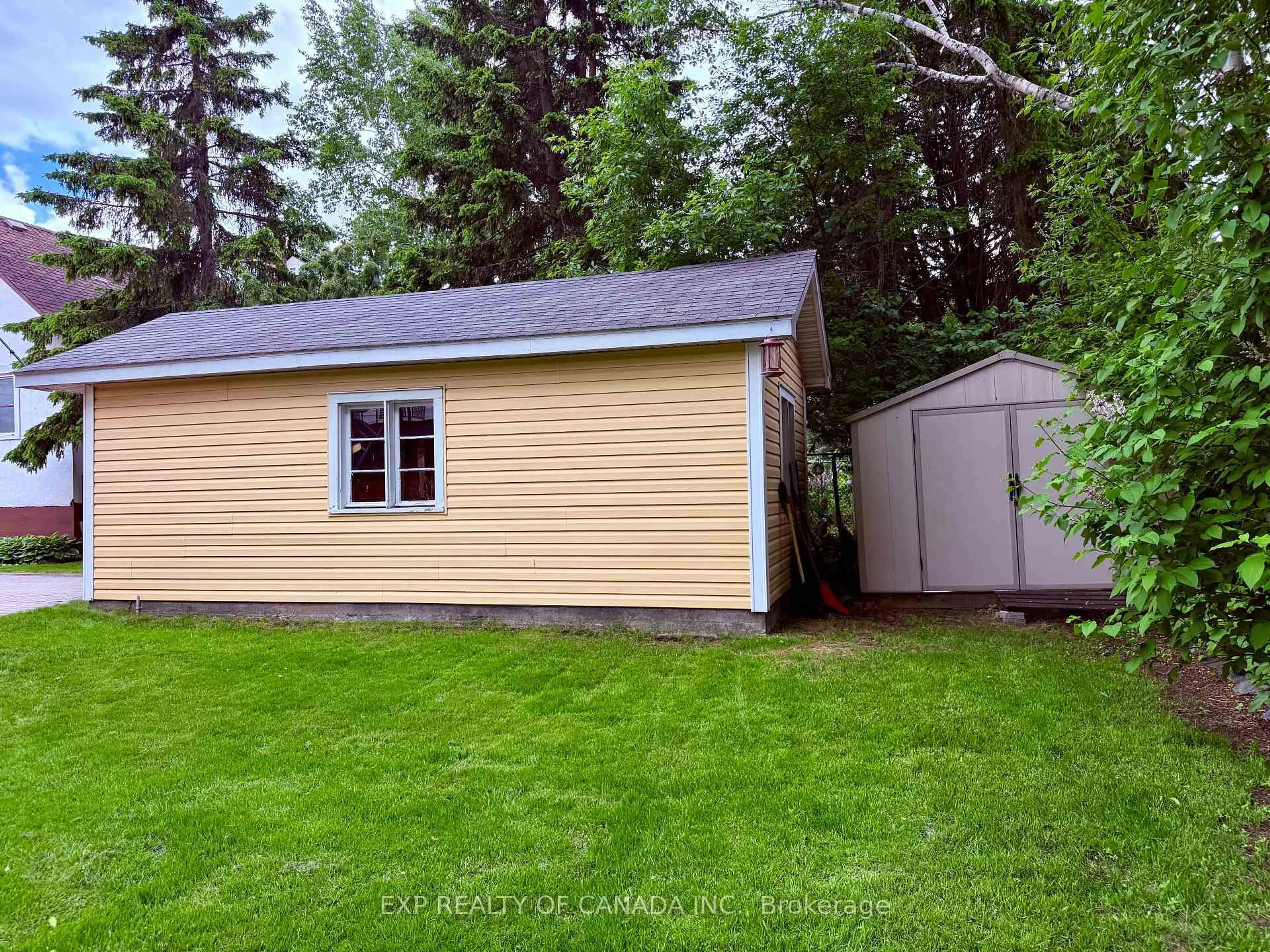 Shed for 329 Tamarack St, Timmins Ontario P4N 6R3