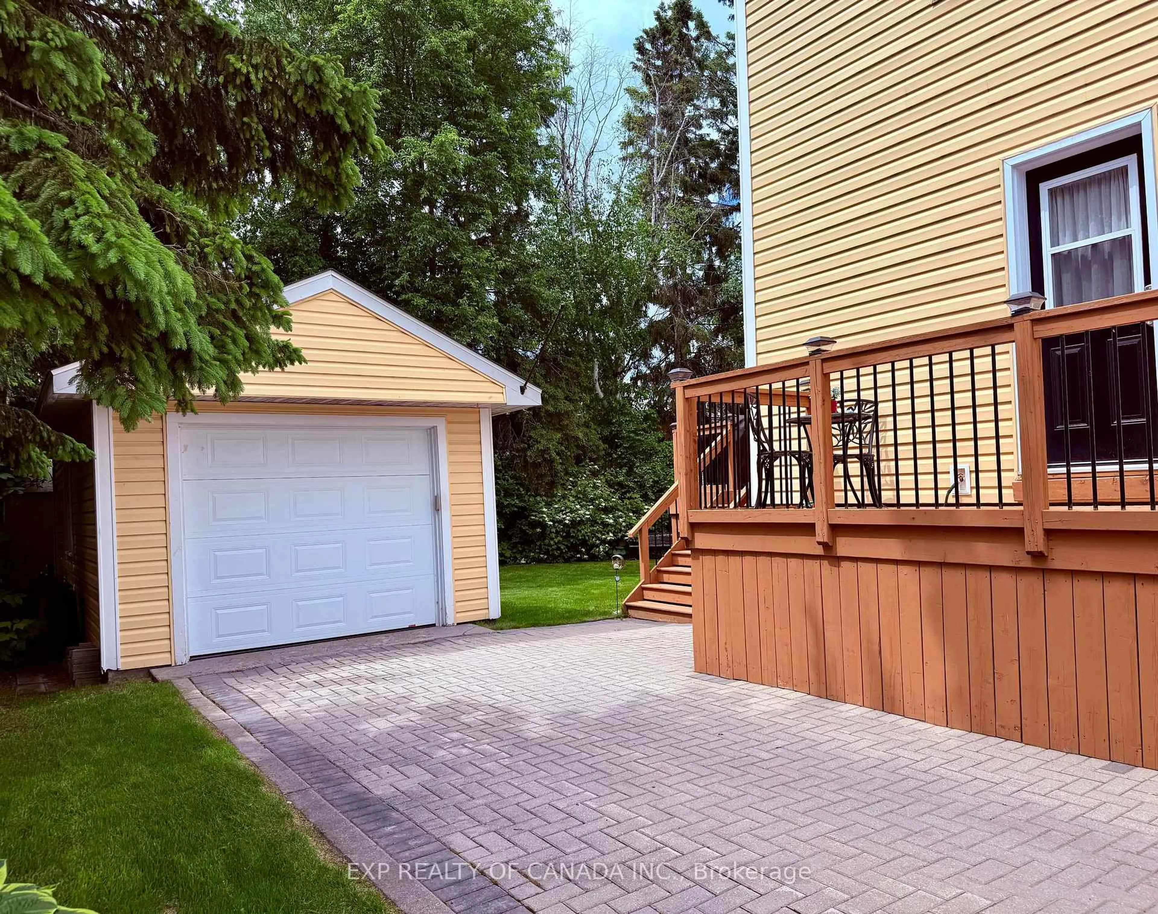 Unknown for 329 Tamarack St, Timmins Ontario P4N 6R3