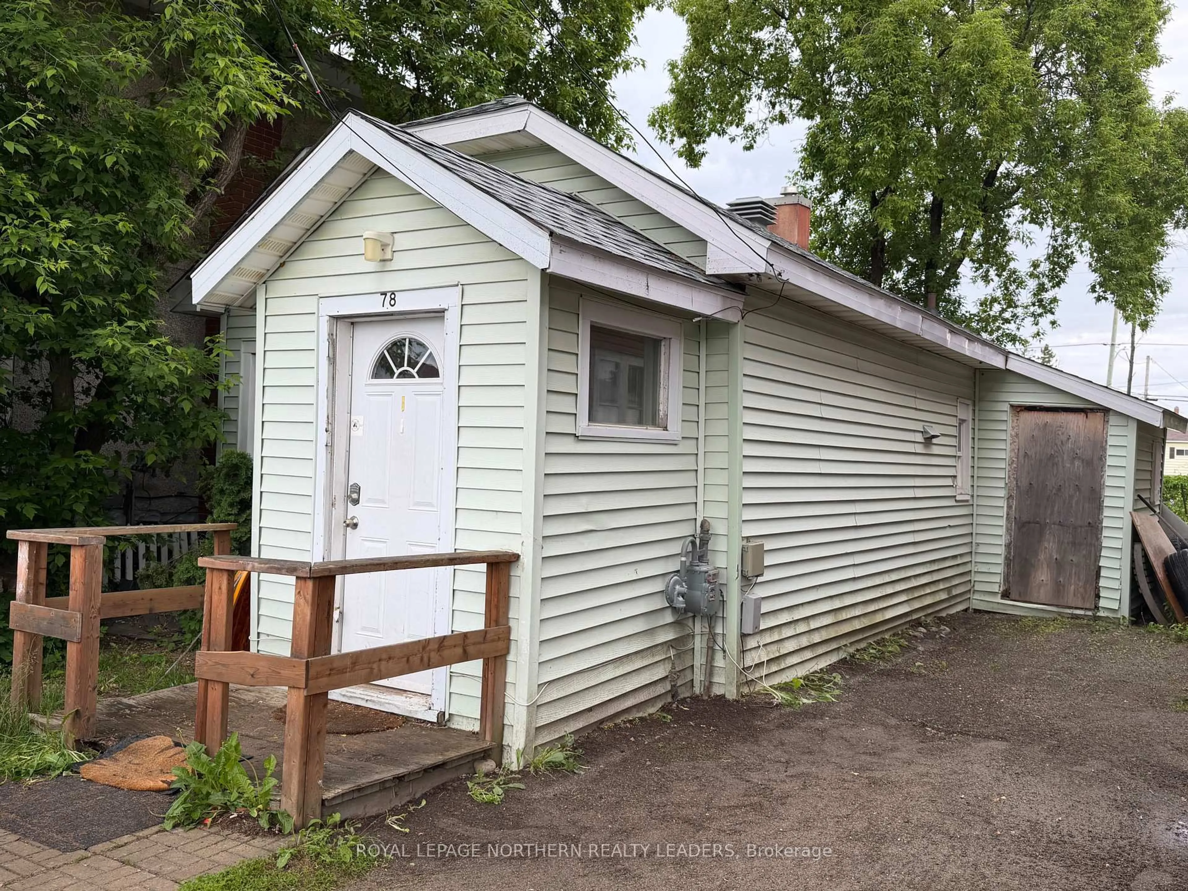 Shed for 78 Bloor Ave, Timmins Ontario P0N 1H0