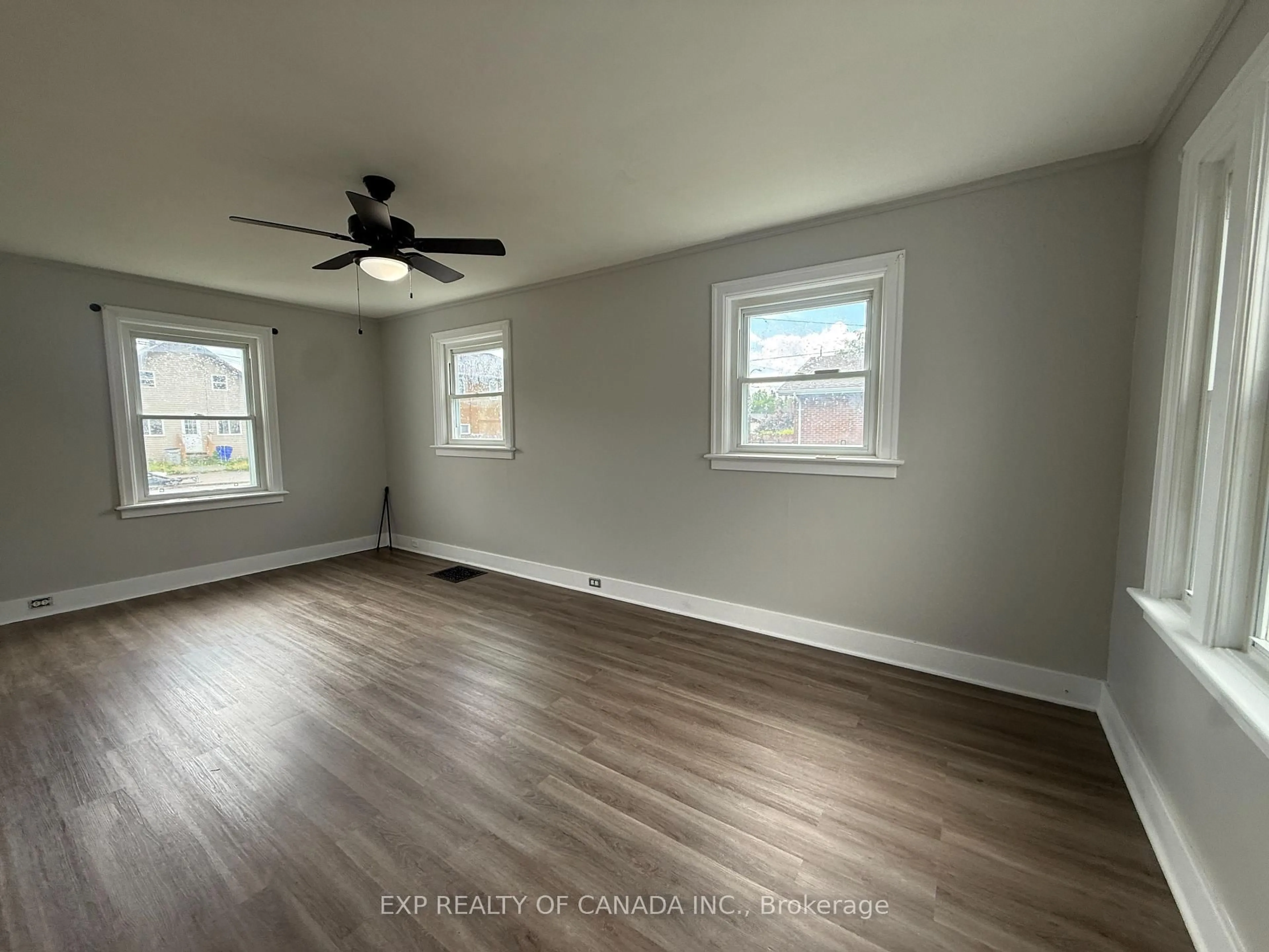 A pic of a room for 50 Cecil Ave, Timmins Ontario P0N 1H0