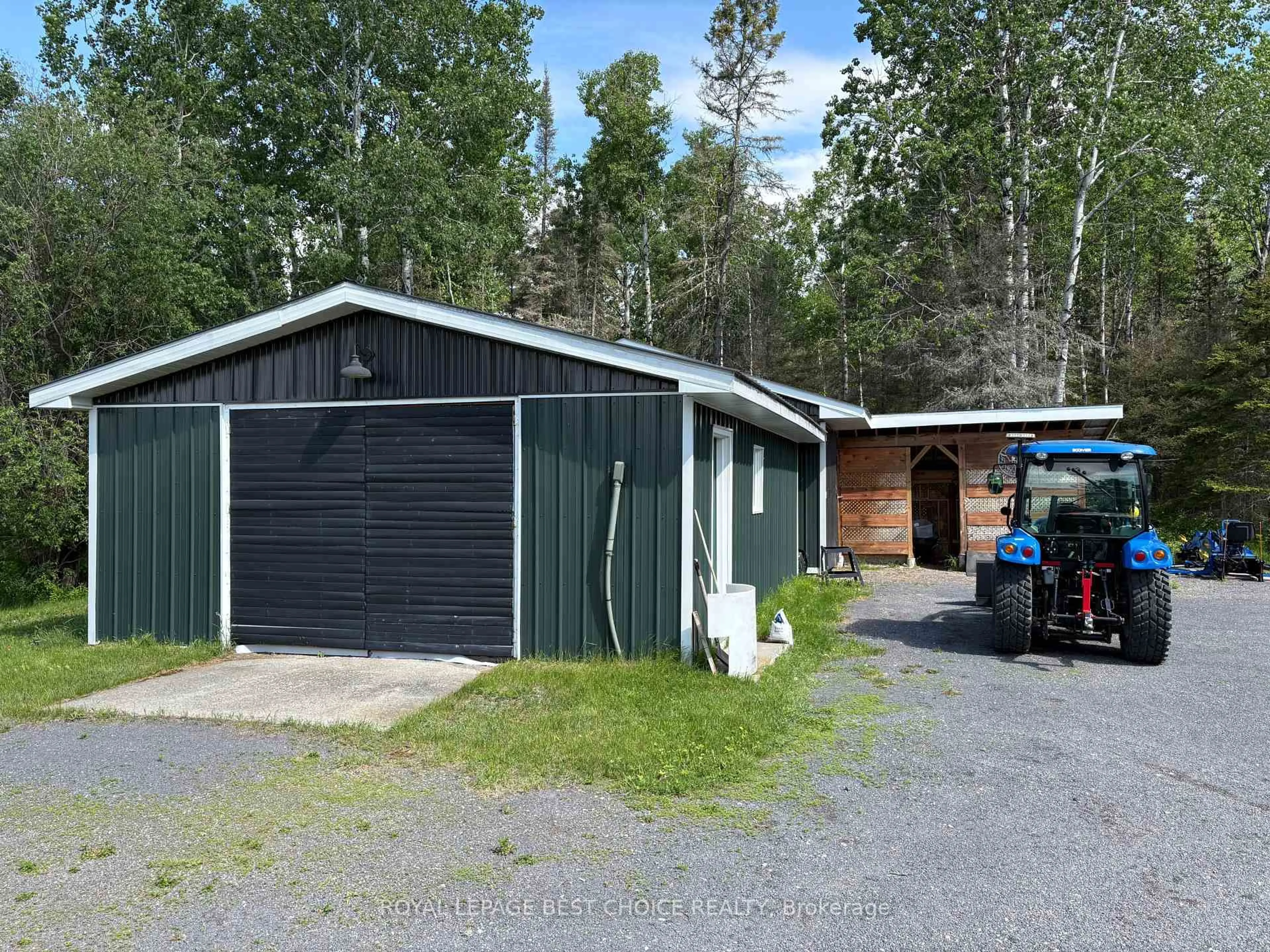 Shed for 585173 Mowat Landing Rd, Timiskaming Ontario P0J 1K0