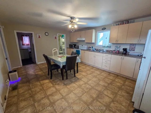 37 Jaffray St, Temiskaming Shores 3