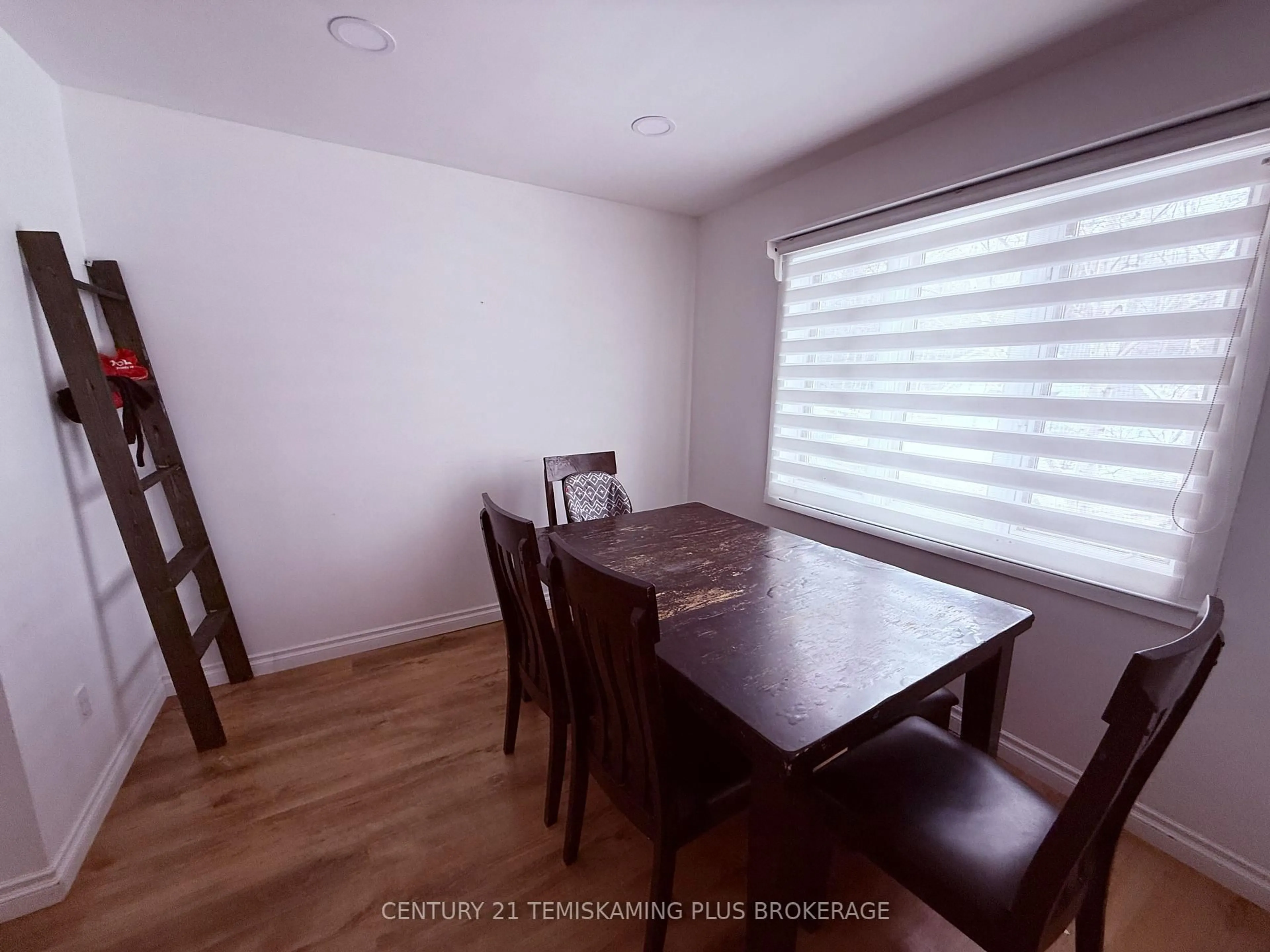 Dining room, unknown for 105 Federal St, Kirkland Lake Ontario P2N 1G1