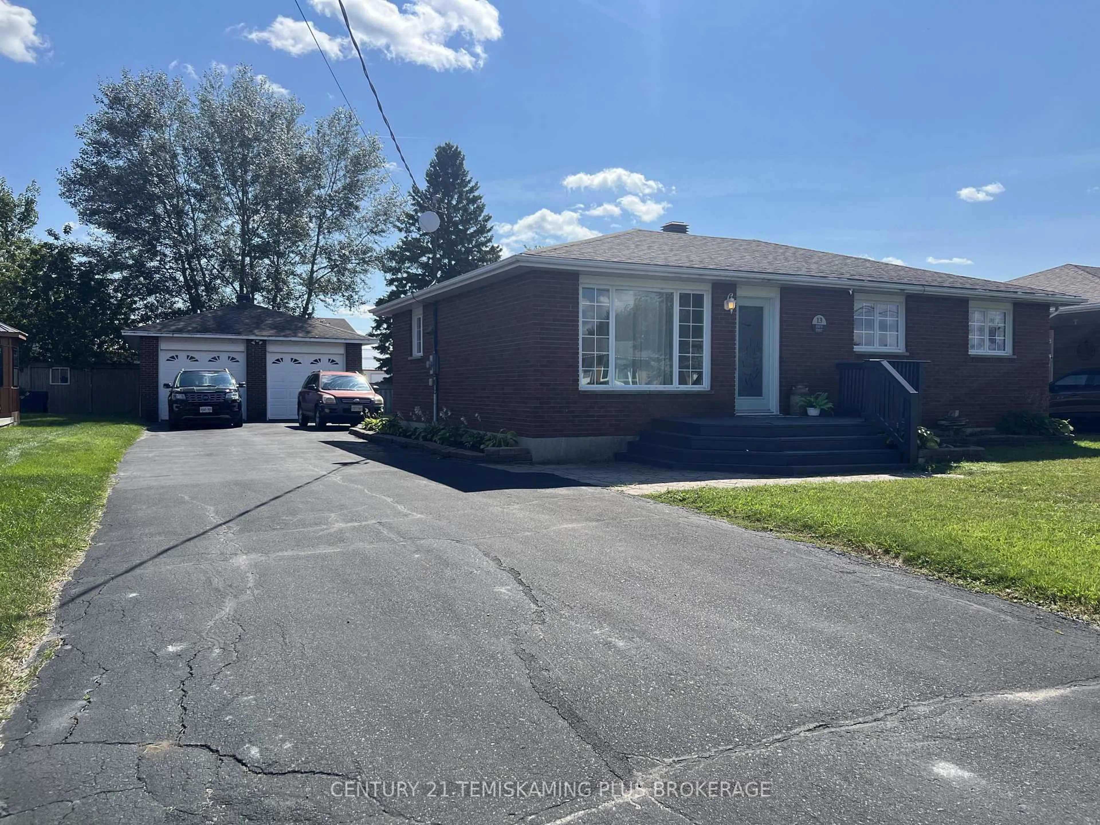 Unknown for 13 Eighth St, Armstrong Ontario P0J 1E0