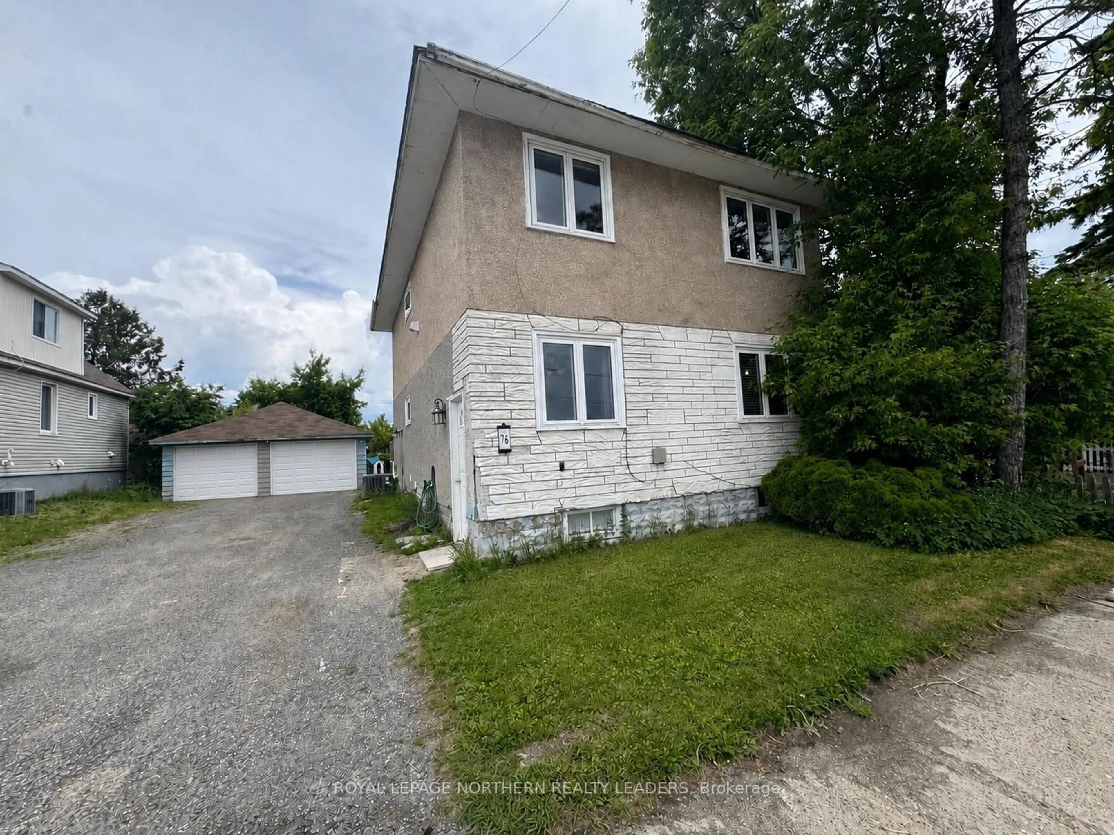 A pic from outside/outdoor area/front of a property/back of a property/a pic from drone, building for 76 Bloor Ave, Timmins Ontario P0N 1H0
