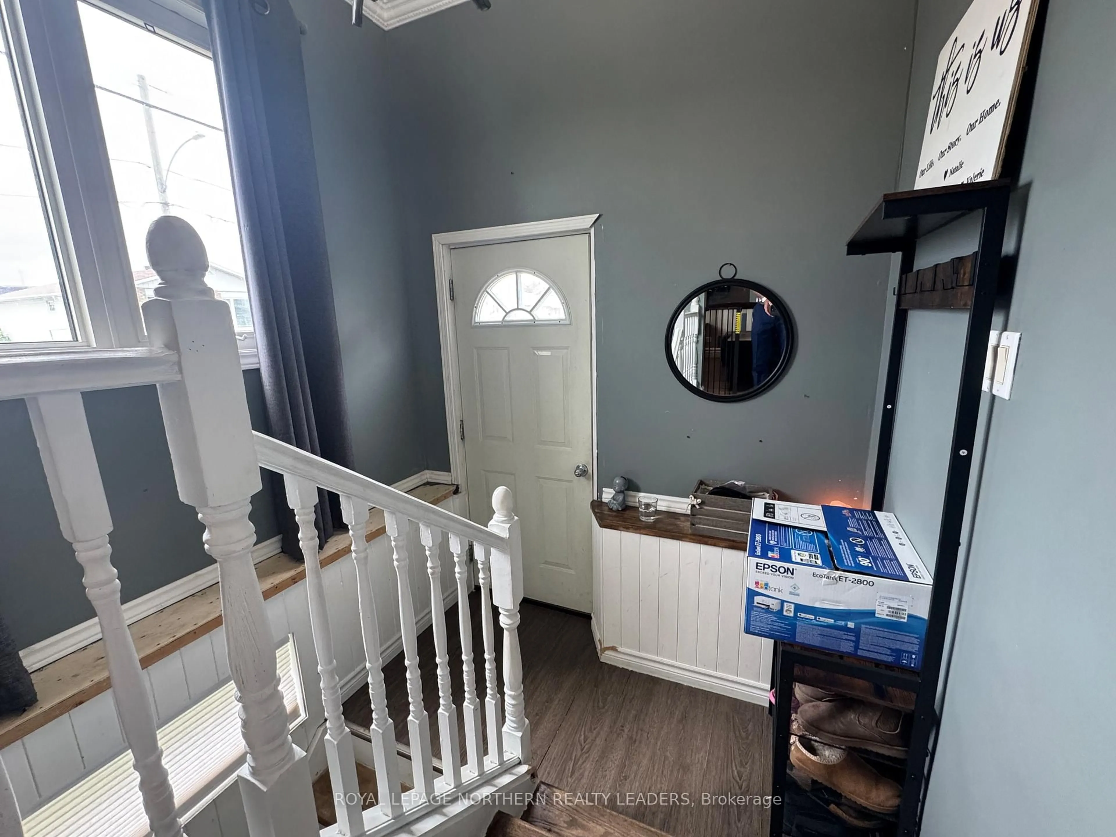 Indoor entryway for 76 Bloor Ave, Timmins Ontario P0N 1H0
