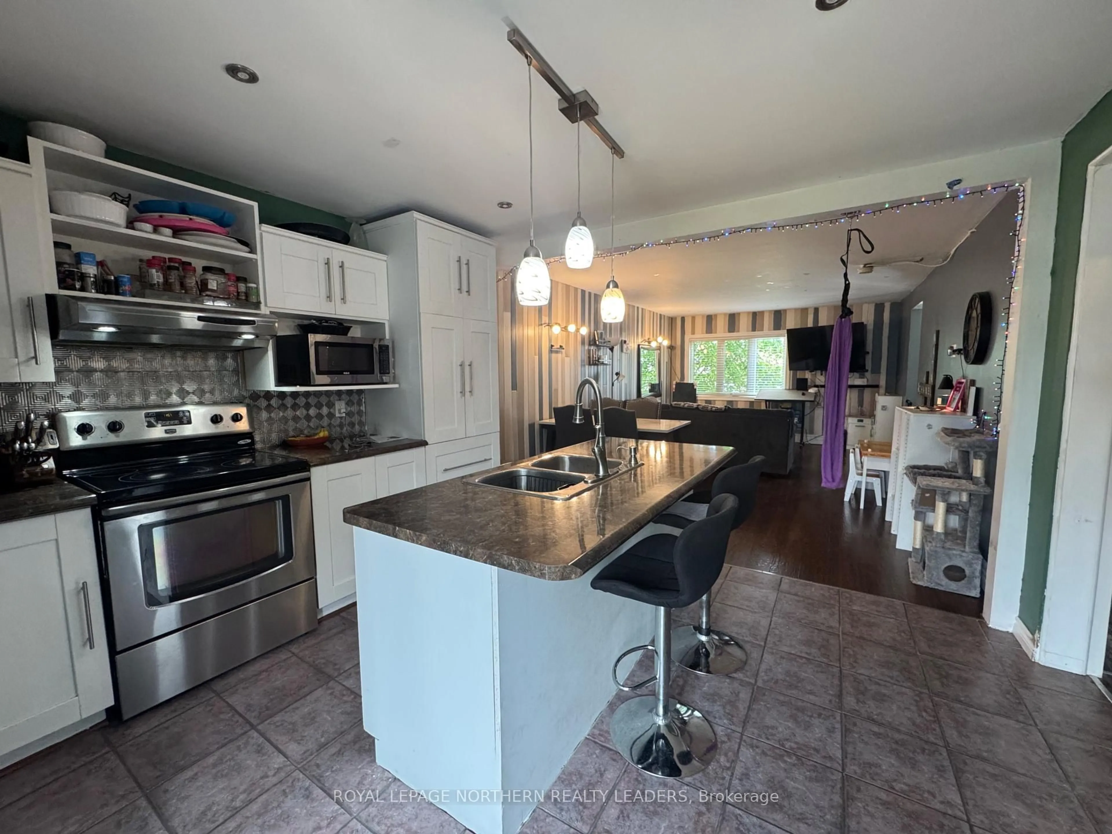 Open concept kitchen, ceramic/tile floor for 76 Bloor Ave, Timmins Ontario P0N 1H0