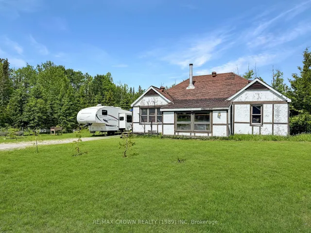 205 Lefebvre Peninsula Rd #Moonbeam, Kapuskasing 3