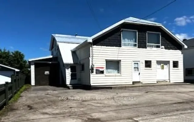 60 Tenth St, Armstrong 2