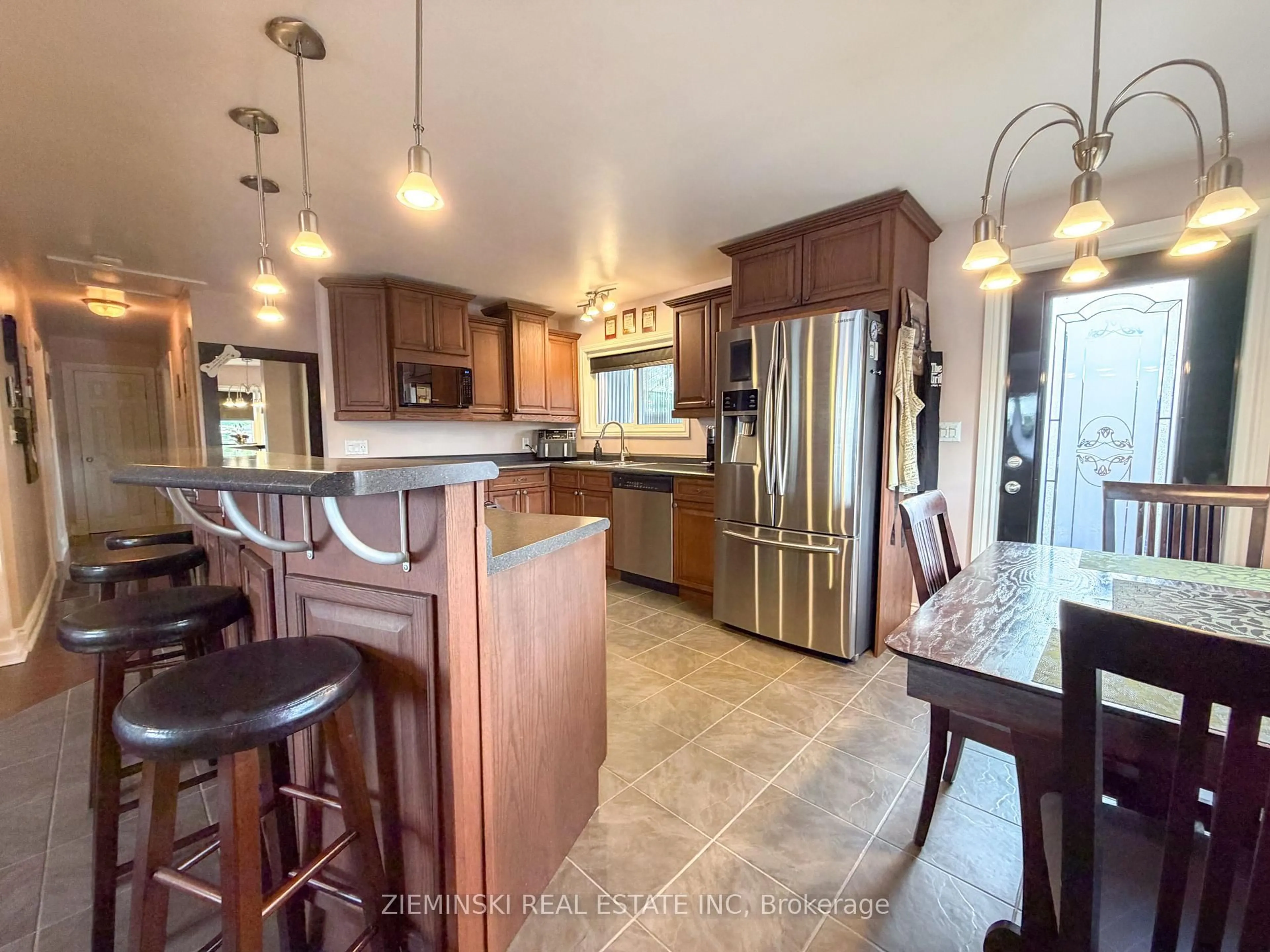 Open concept kitchen, unknown for 368 D'Iberville Ave, Iroquois Falls Ontario P0K 1G0