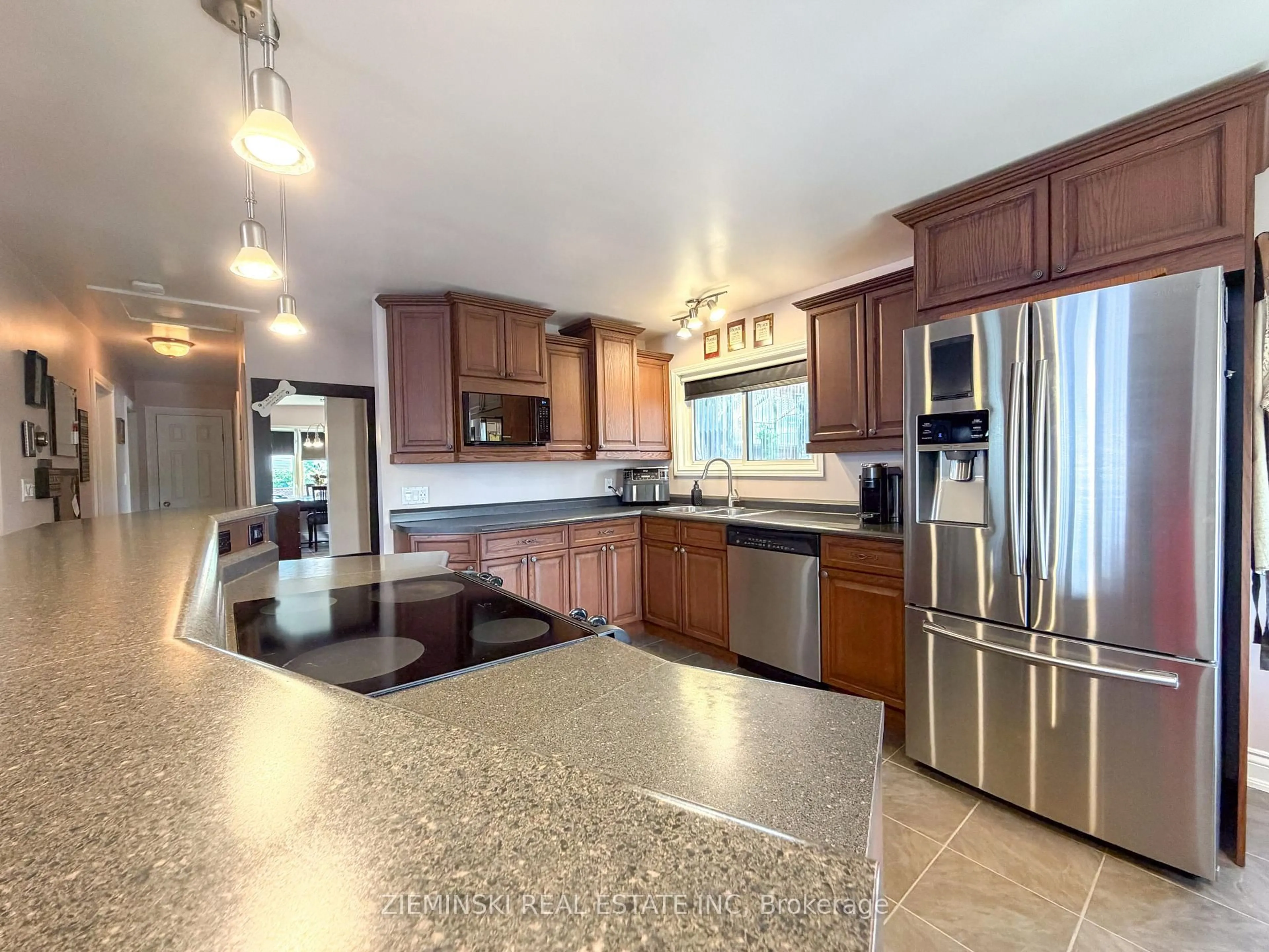 Open concept kitchen, ceramic/tile floor for 368 D'Iberville Ave, Iroquois Falls Ontario P0K 1G0