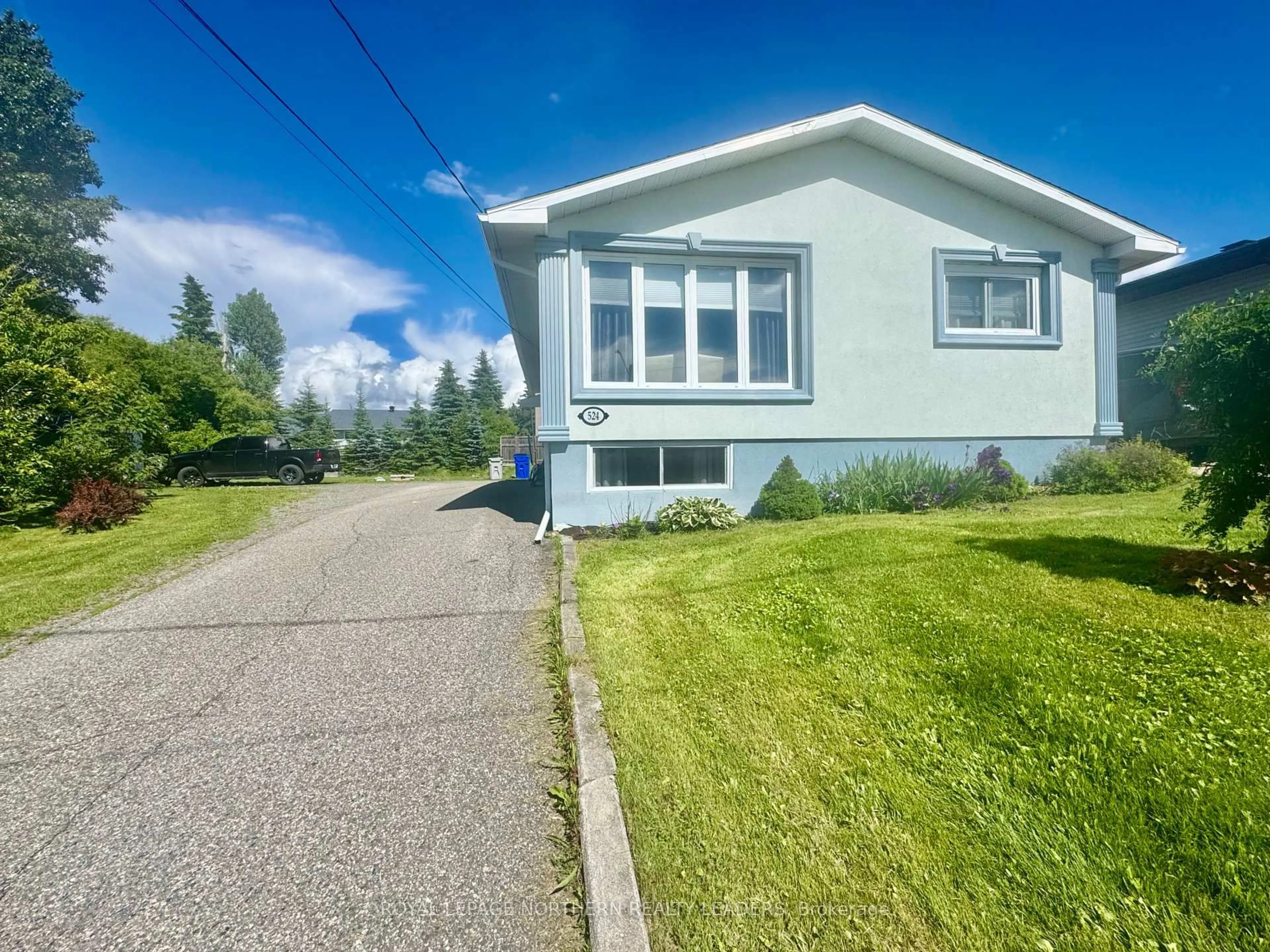 A pic from outside/outdoor area/front of a property/back of a property/a pic from drone, street for 524 Cedar St, Timmins Ontario P4N 6K3