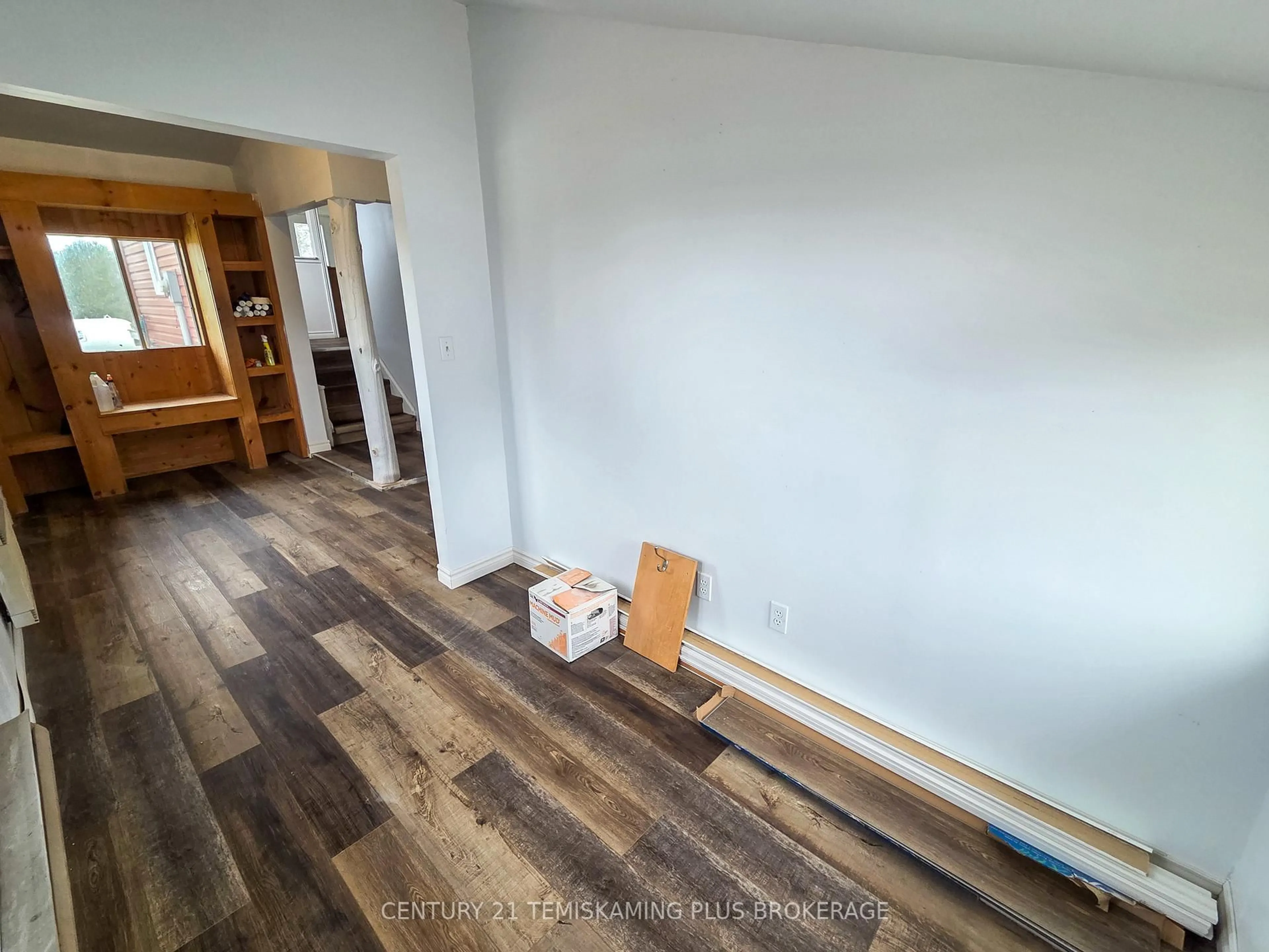 A pic of a room for 533205 River Rd, Englehart Ontario P0J 1H0