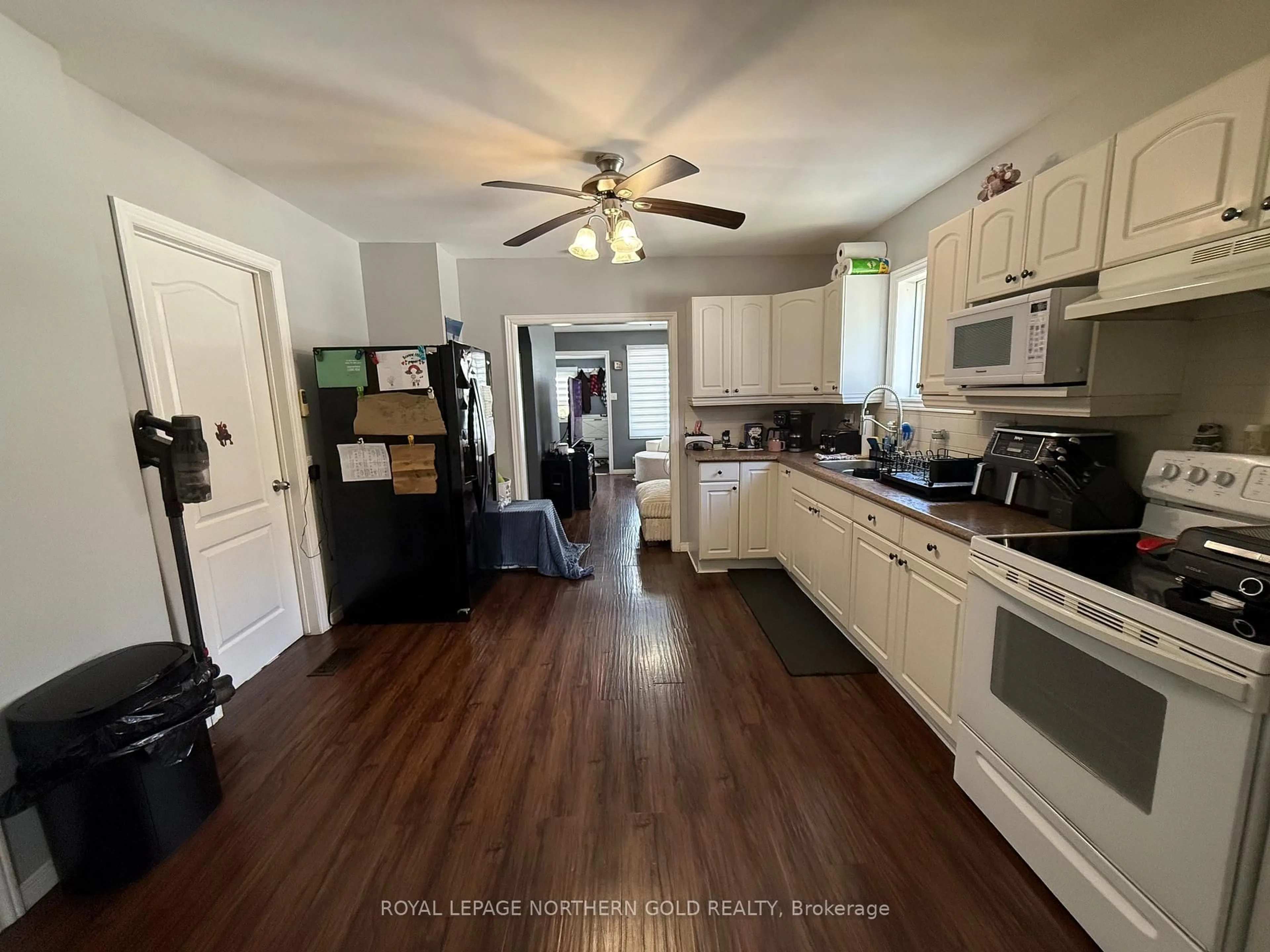 Open concept kitchen, unknown for 805 Government Rd, Kirkland Lake Ontario P0K 1A0