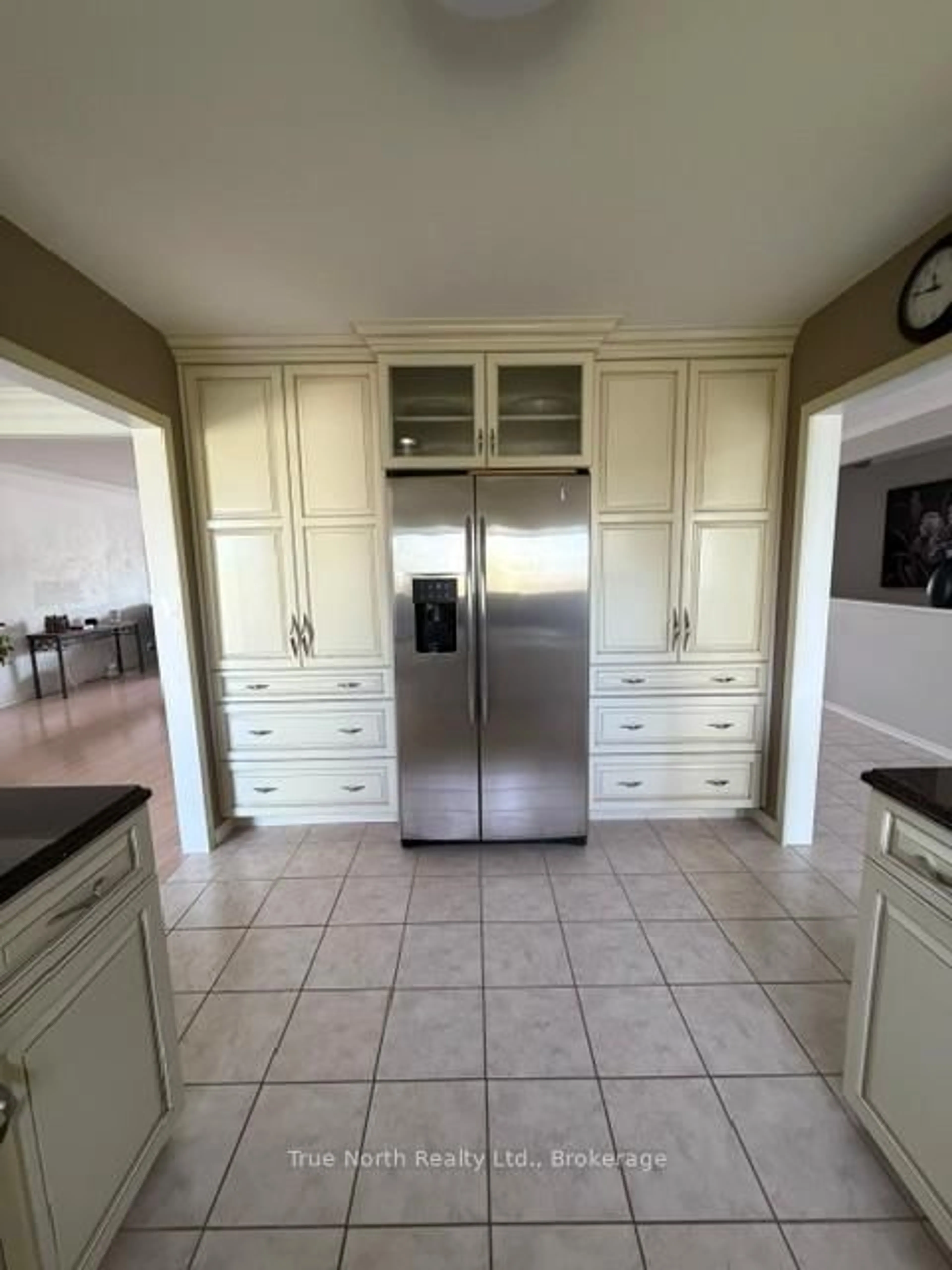 Open concept kitchen, ceramic/tile floor for 5 Devonshire St, Kapuskasing Ontario P5N 1B8
