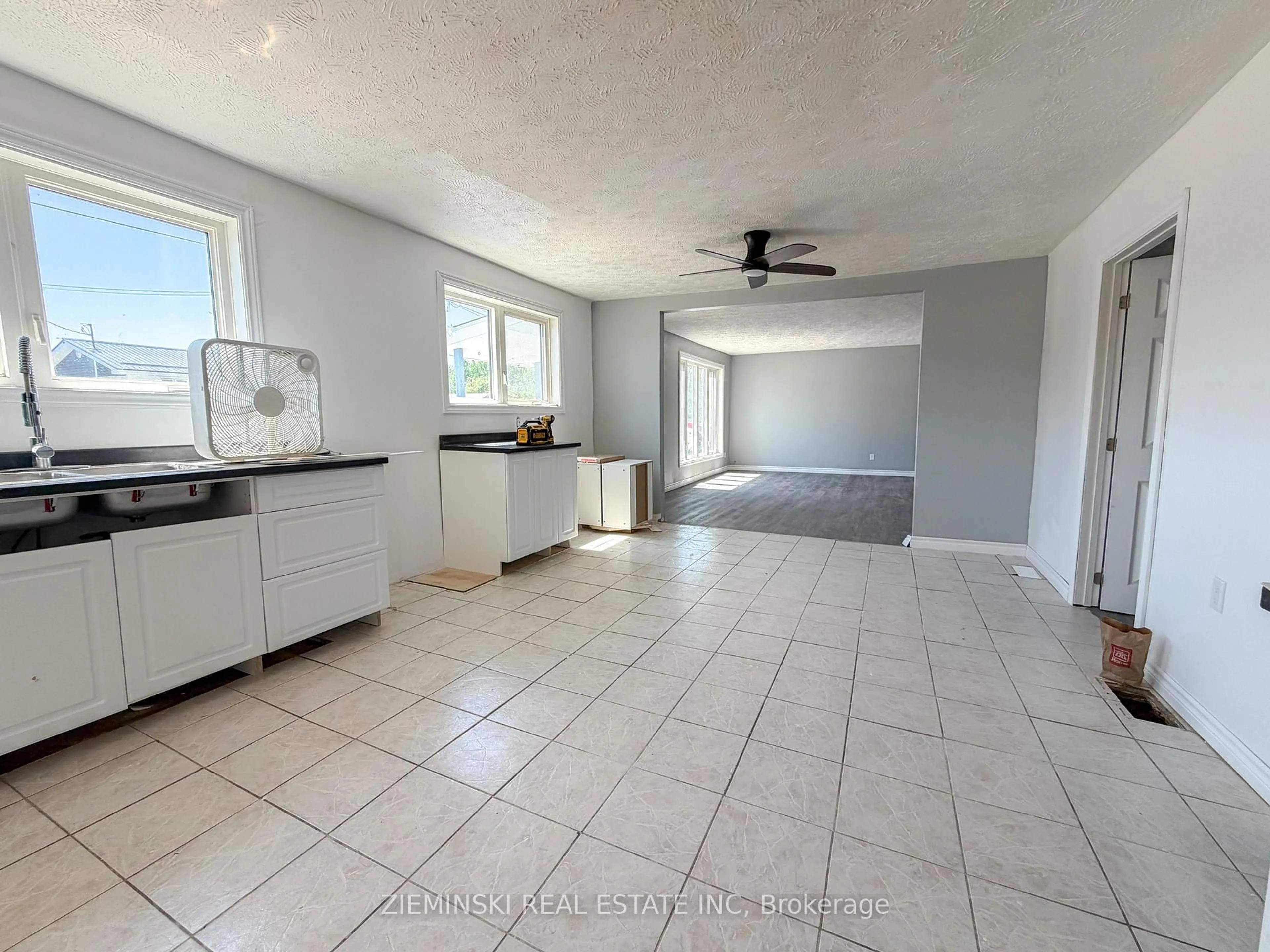 A pic of a room for 178 Bordeleau St, Smooth Rock Falls Ontario P0L 2B0