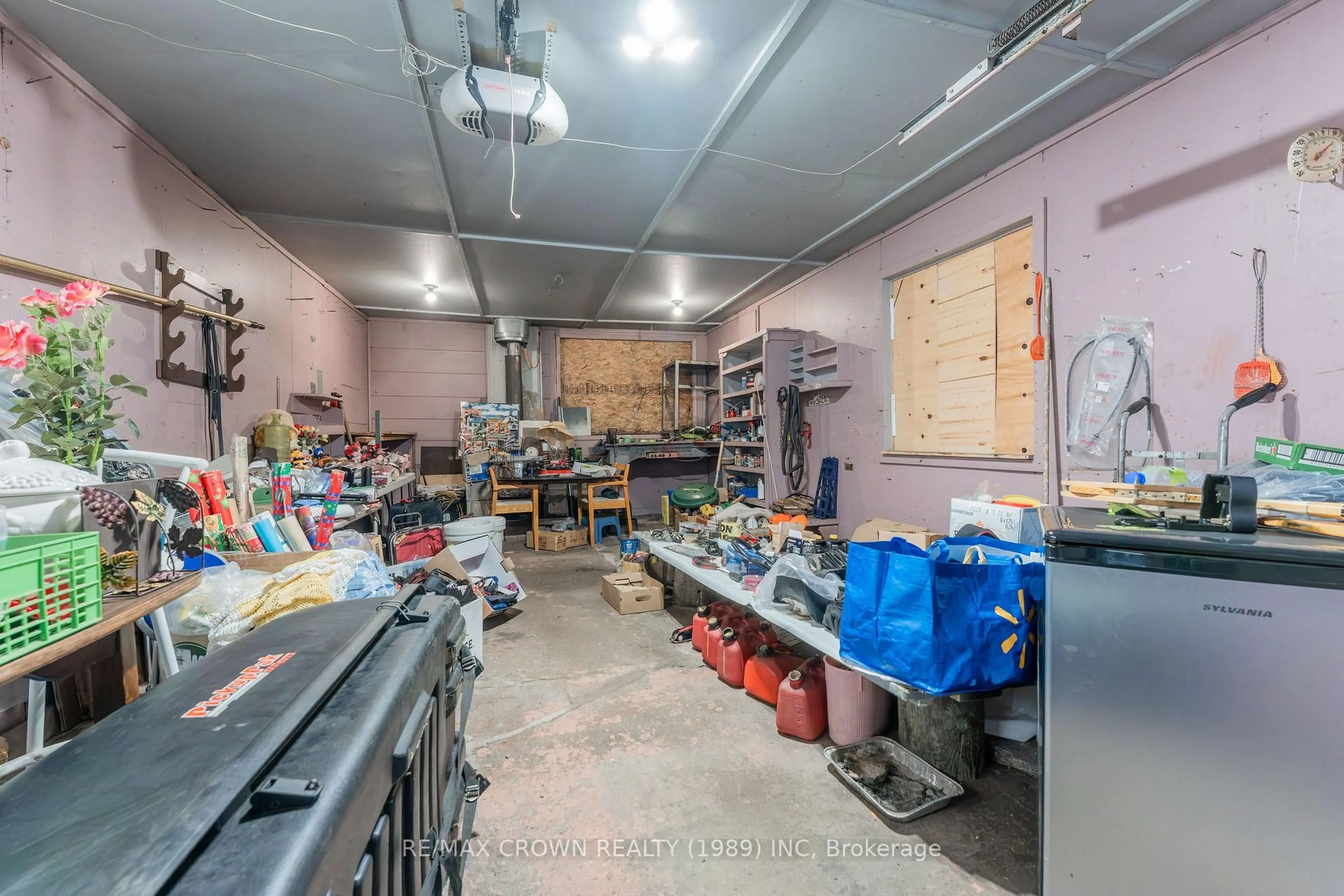 Kitchen with laundary machines, cement floor for 104 Government Rd #Opasatika, Opasatika Ontario P0L 1Z0