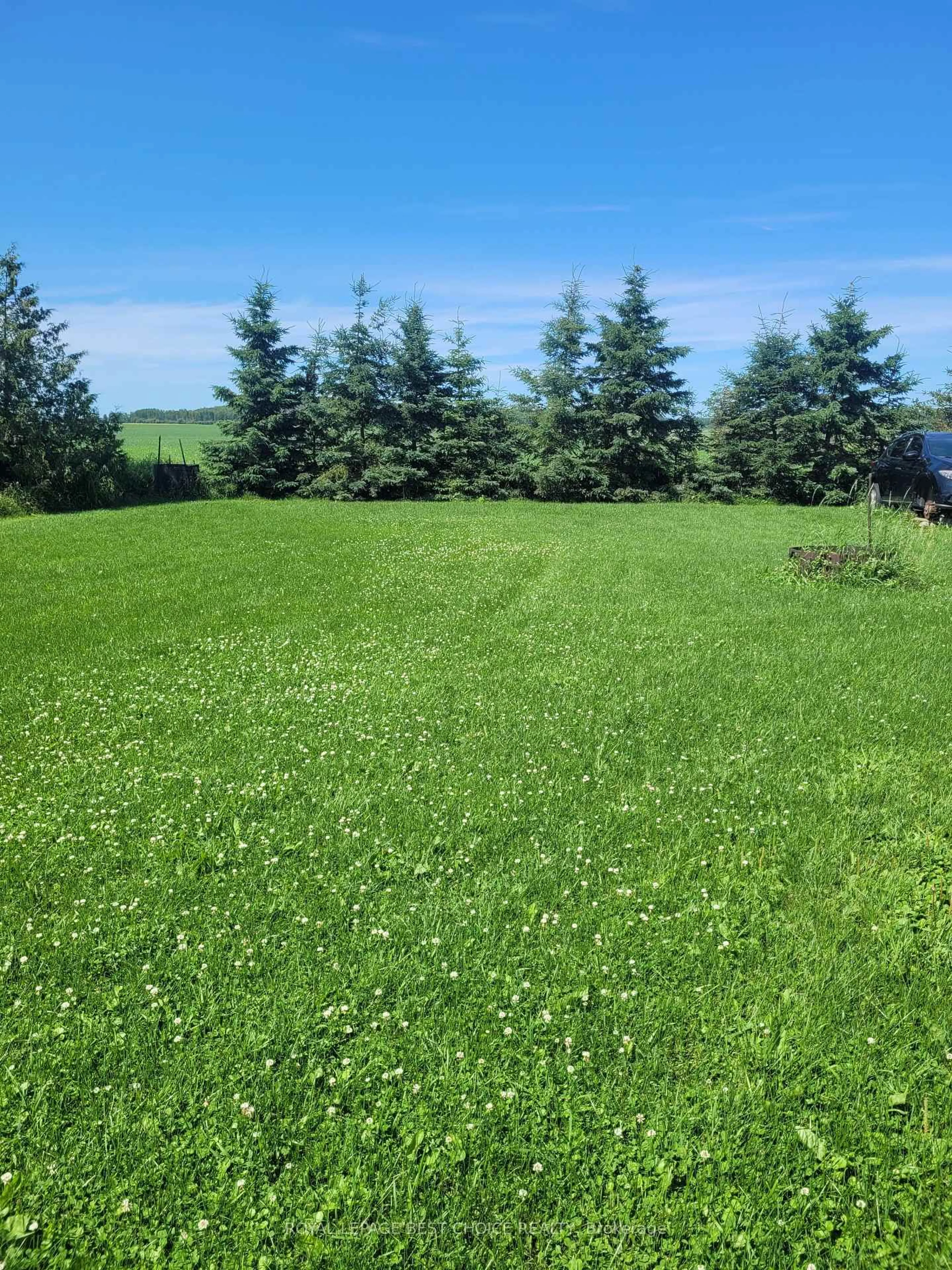 A pic from outside/outdoor area/front of a property/back of a property/a pic from drone, unknown for 17 Main St, Timiskaming Ontario P0J 1A0