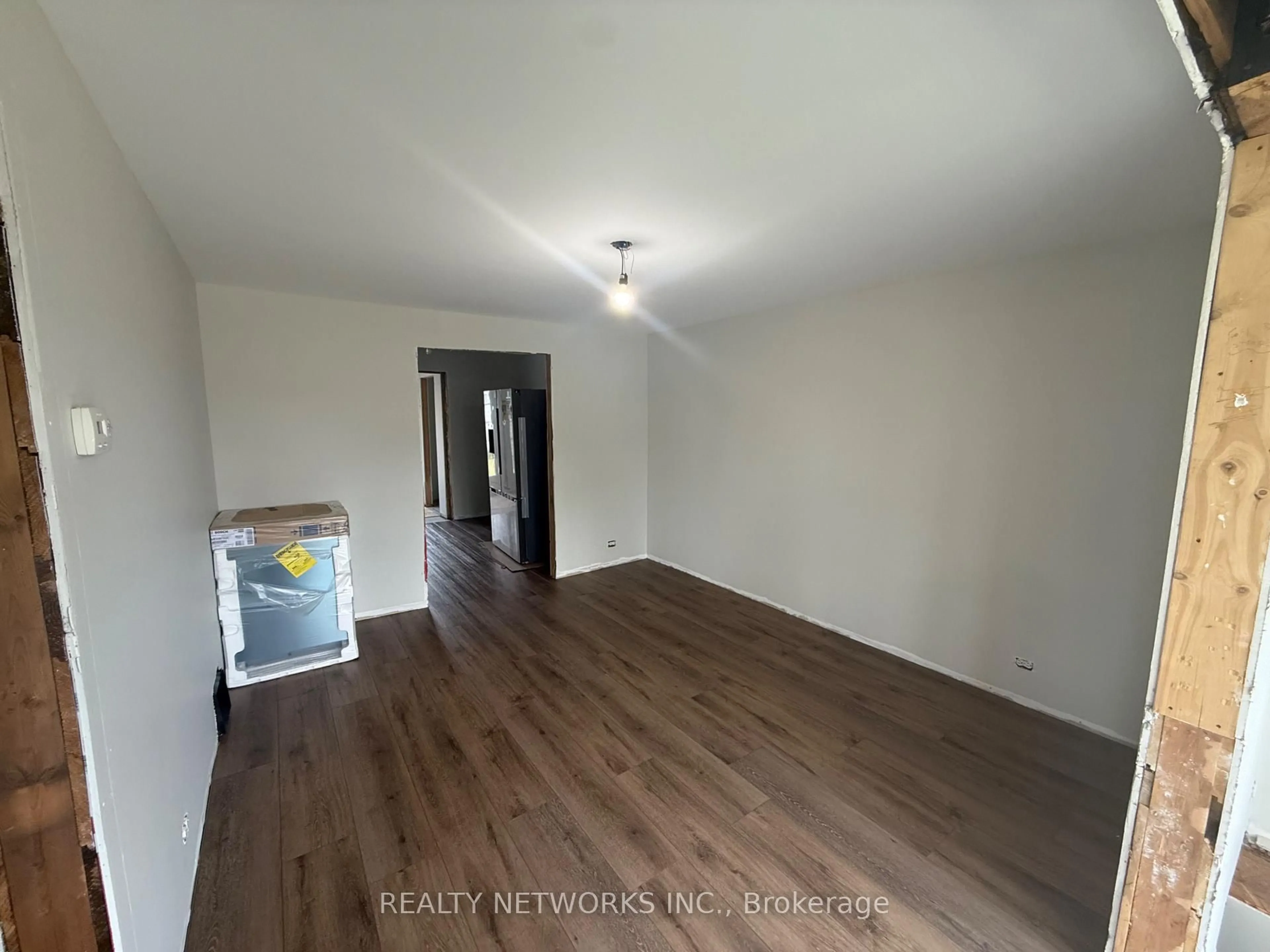 A pic of a room for 302 Young St, Timmins Ontario P0N 1C0