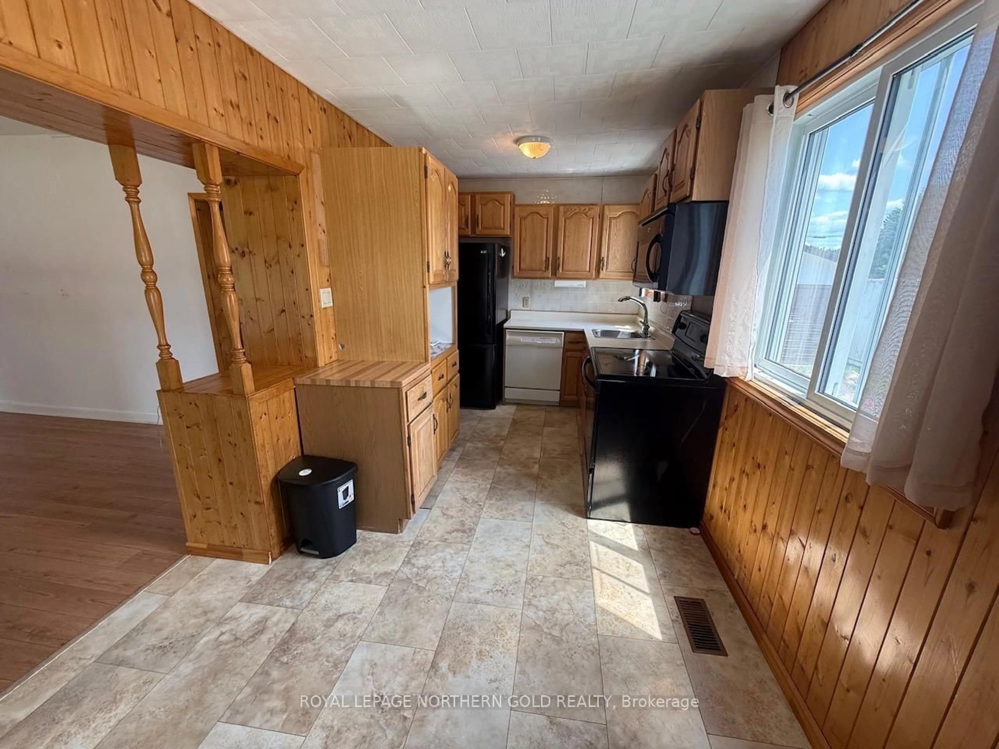A pic of a room for 18 Twentyseventh St, McGarry Ontario P0K 1X0