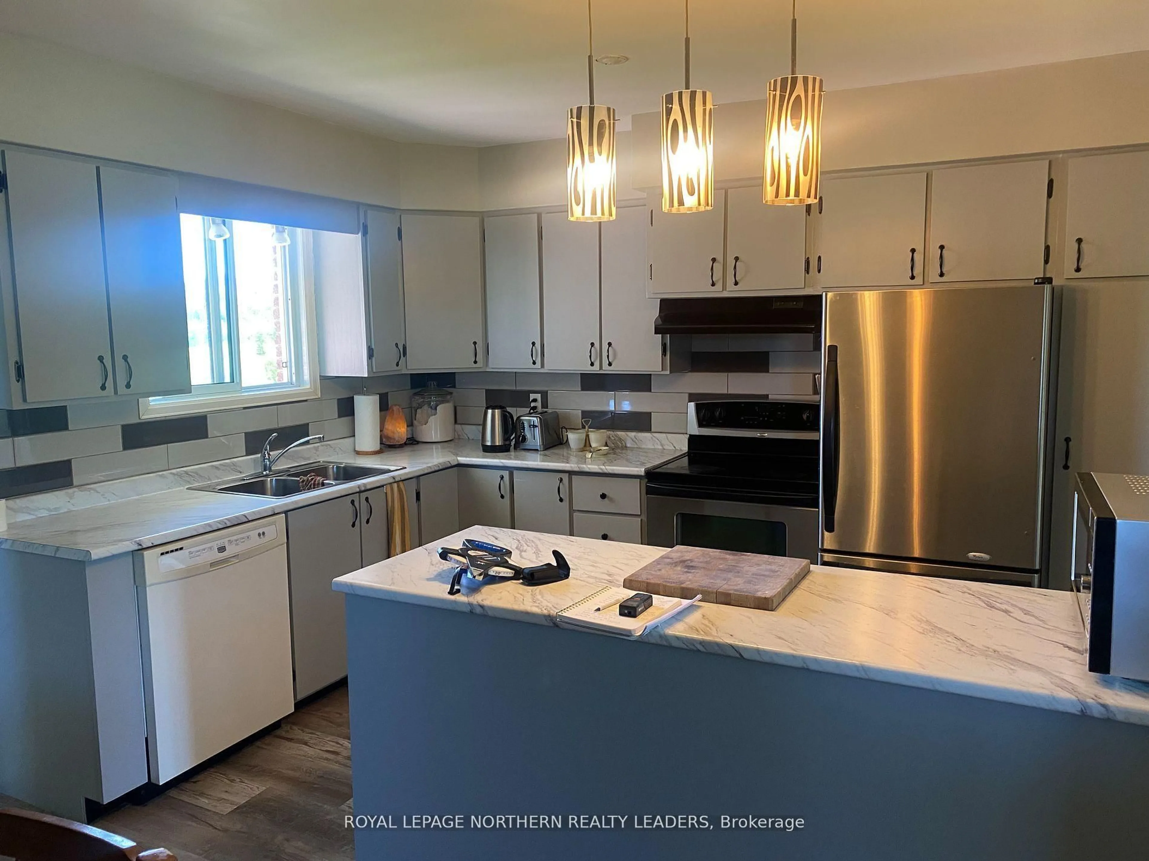 Open concept kitchen, unknown for 211 11 Highway, Fauquier-Strickland Ontario P0L 1G0