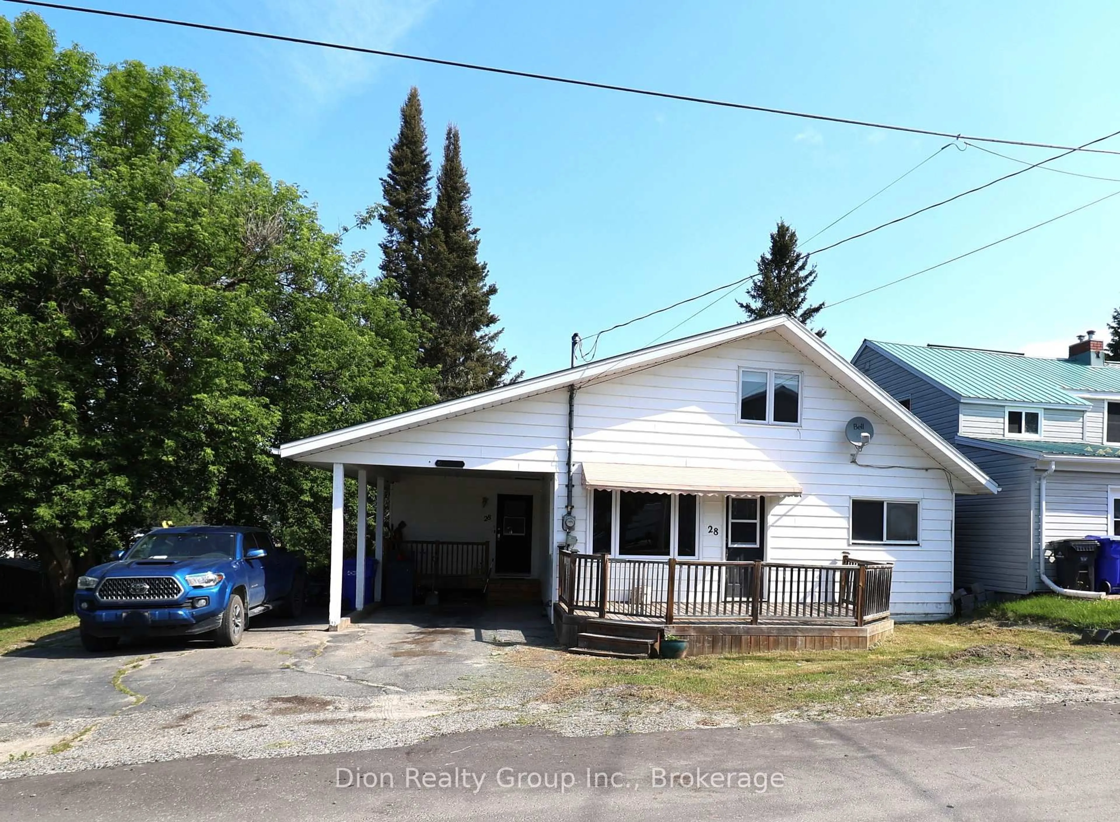 Indoor garage for 28 Conroy Ave, Kirkland Lake Ontario P0K 1T0