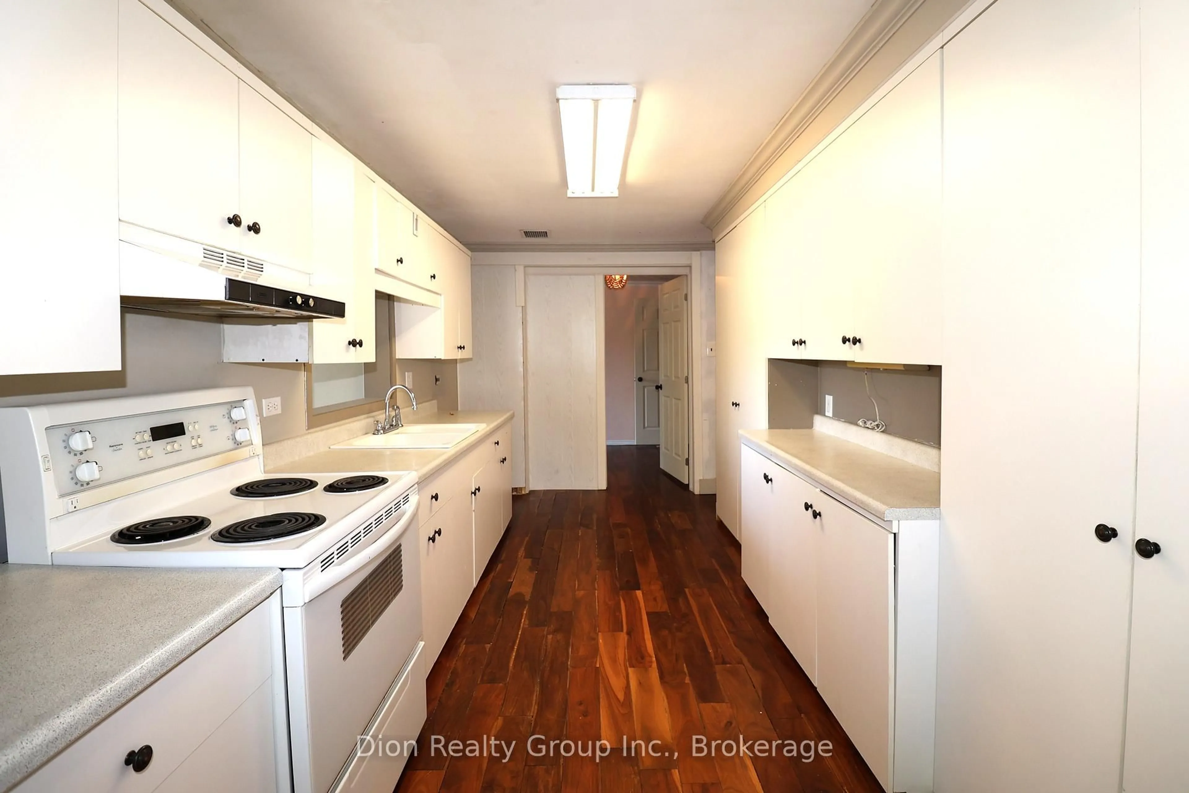 Standard kitchen, wood/laminate floor for 28 Conroy Ave, Kirkland Lake Ontario P0K 1T0