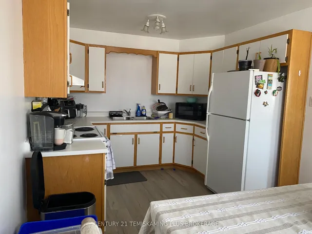 222 Whitewood Ave, Temiskaming Shores 5