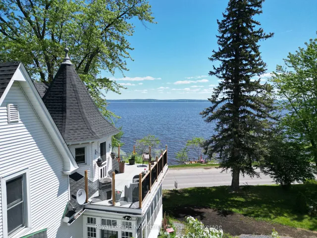 758 Lake Shore Rd, Temiskaming Shores 3
