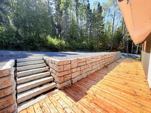 181 Charland Rd, Timmins 3