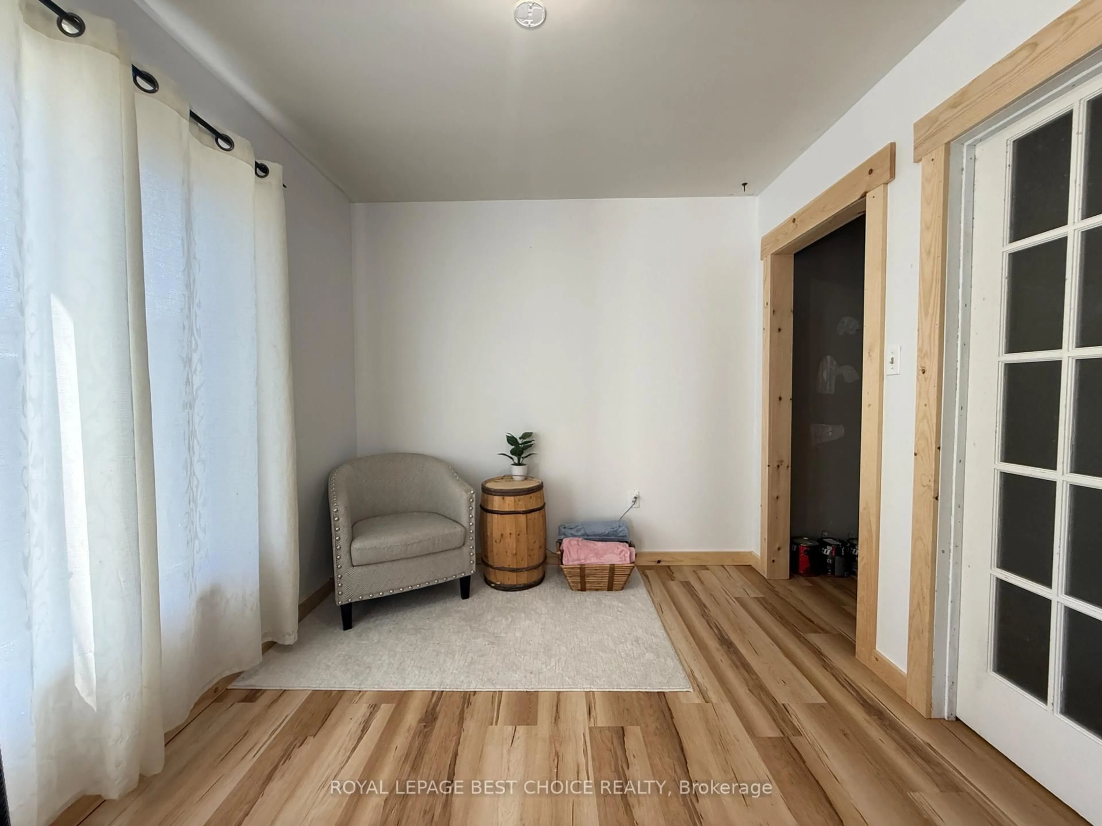 A pic of a room for 433 Albert St, Temiskaming Shores Ontario P0J 1K0