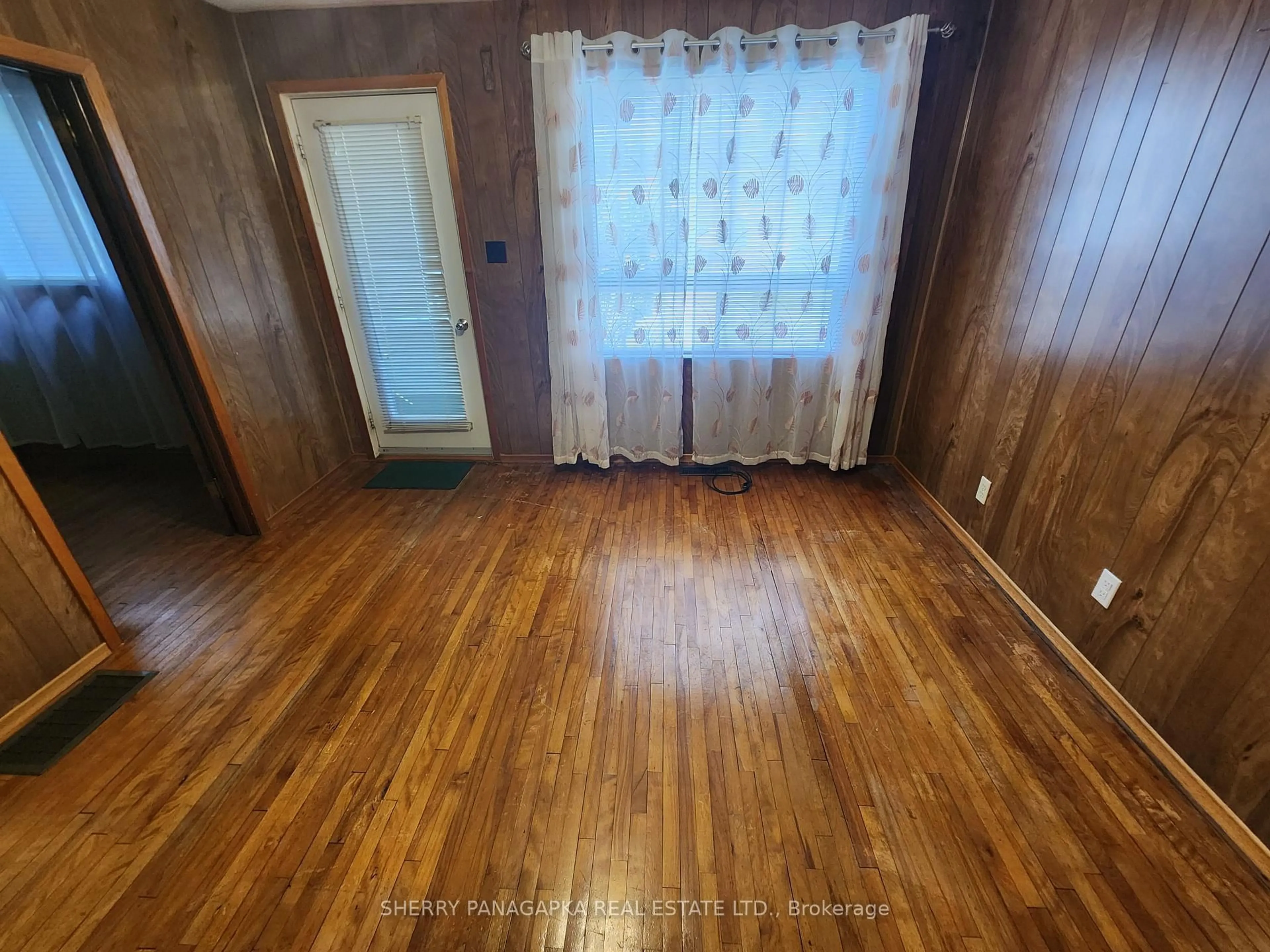 A pic of a room for 7 Federal St, Kirkland Lake Ontario P2N 1E4