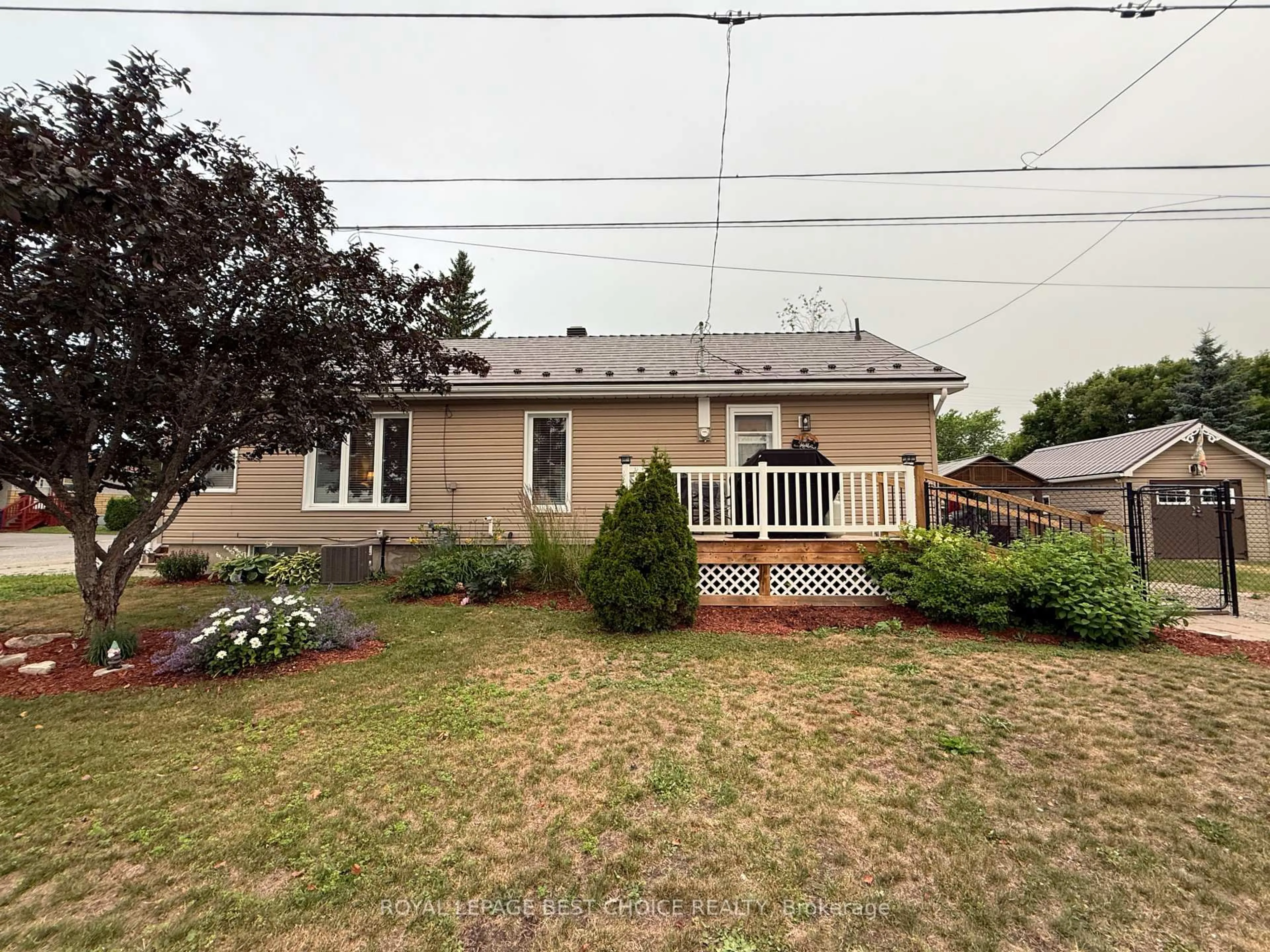 A pic from outside/outdoor area/front of a property/back of a property/a pic from drone, street for 575 Browning St, Temiskaming Shores Ontario P0J 1K0