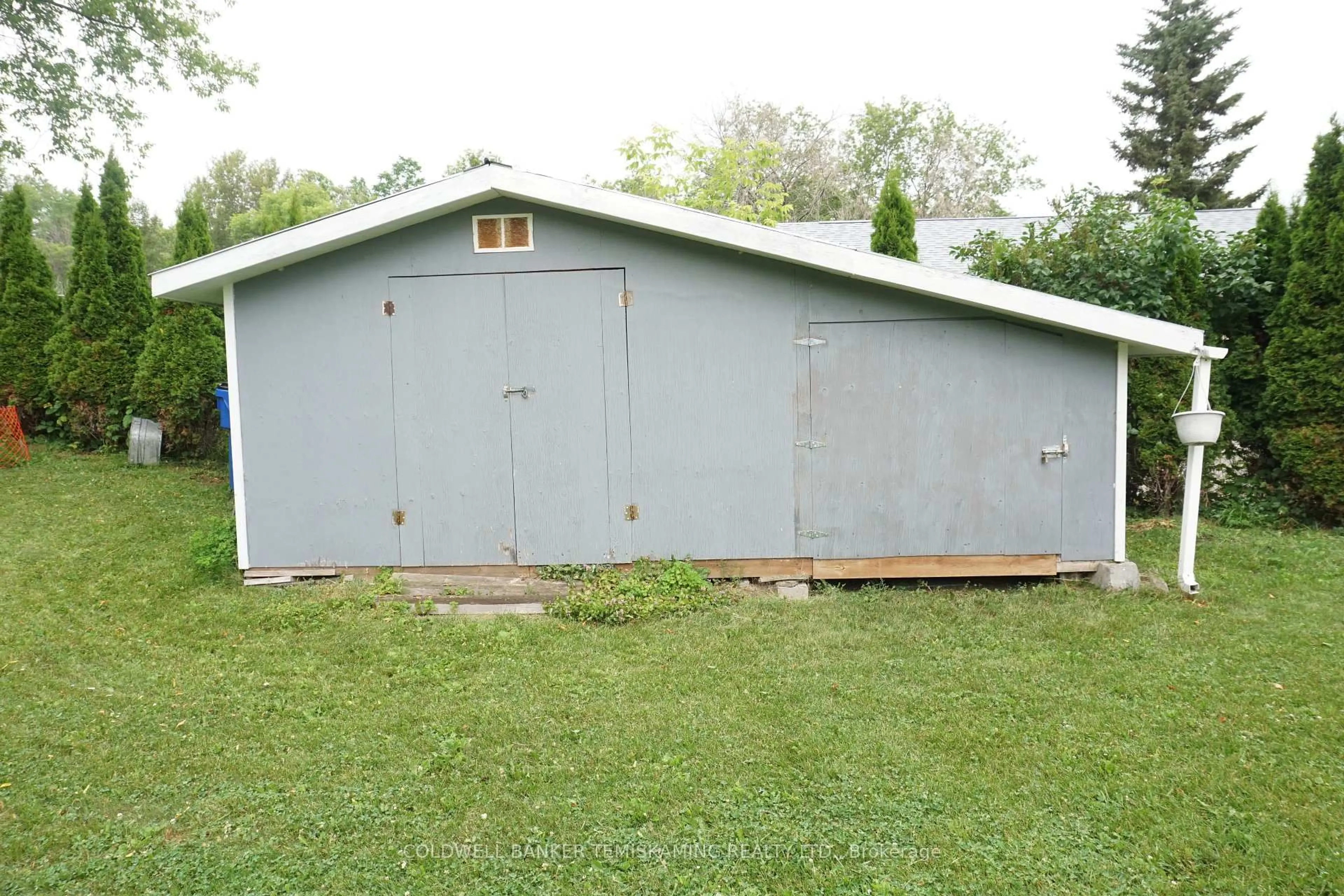 Shed for 444 LAKESHORE Rd, Temiskaming Shores Ontario P0J 1P0