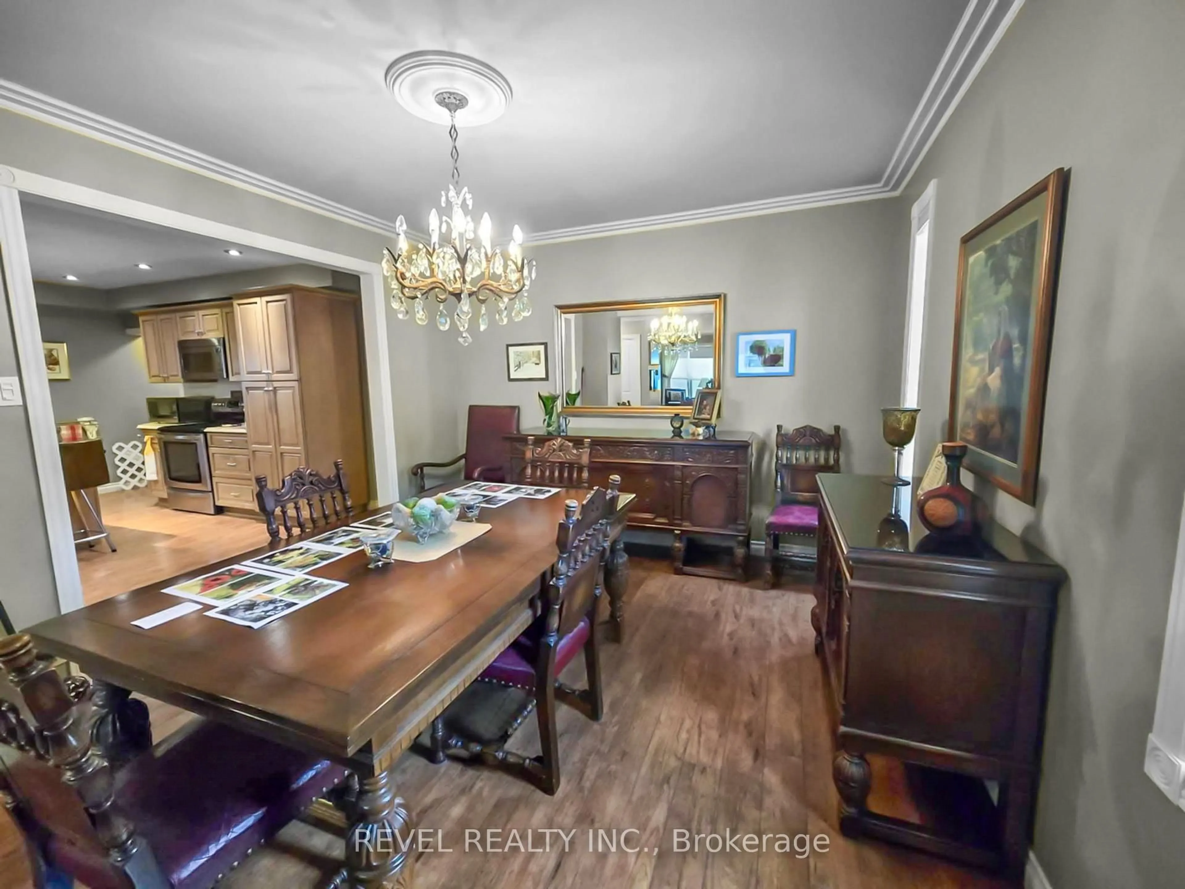 Dining room, wood/laminate floor for 406 Toke St, Timmins Ontario P4N 6V7