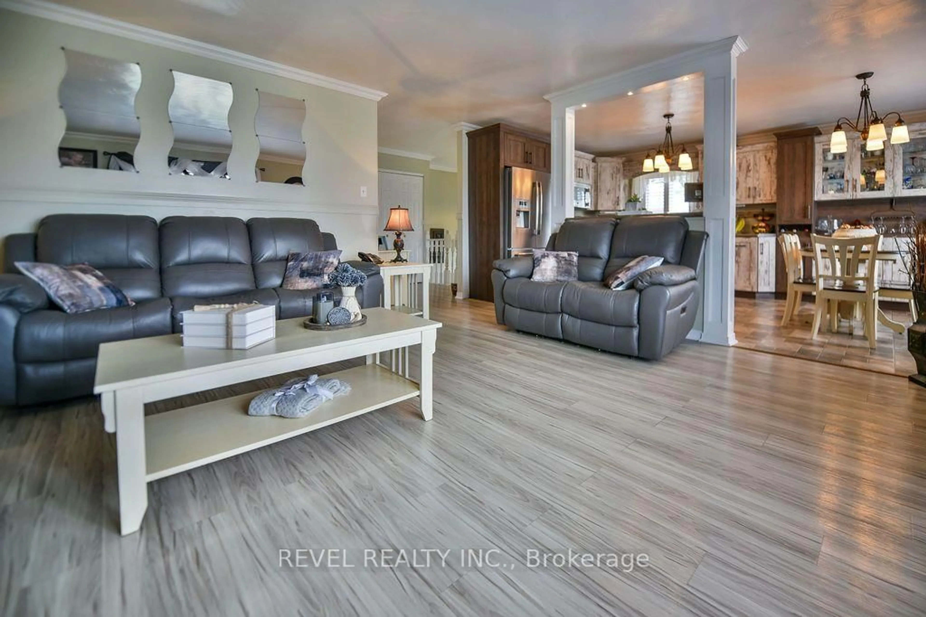 Living room with furniture, unknown for 216 Renee Pl, Timmins Ontario P4P 1E8