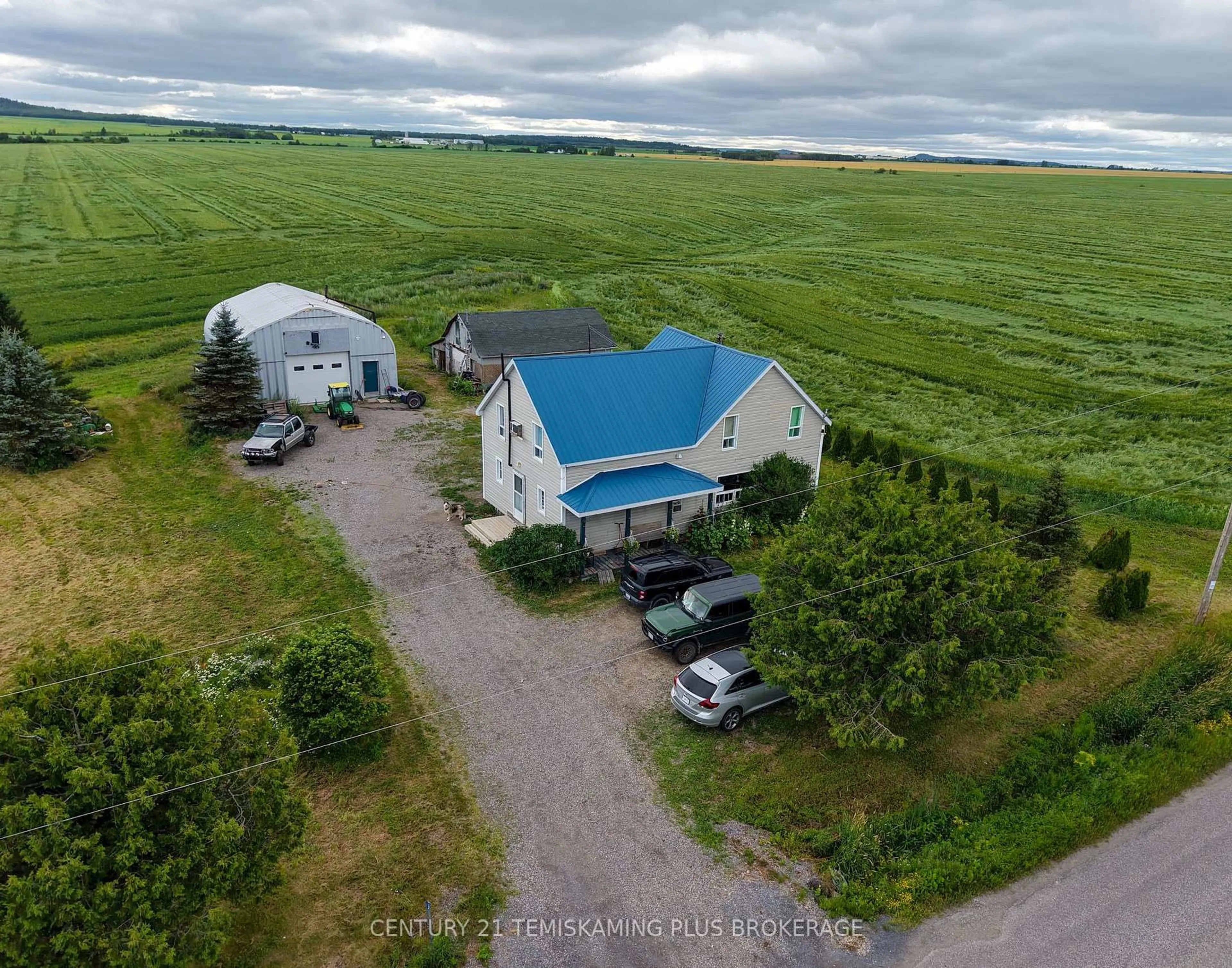 A pic from outside/outdoor area/front of a property/back of a property/a pic from drone, unknown for 311096 Highway 571, Armstrong Ontario P0J 1E0