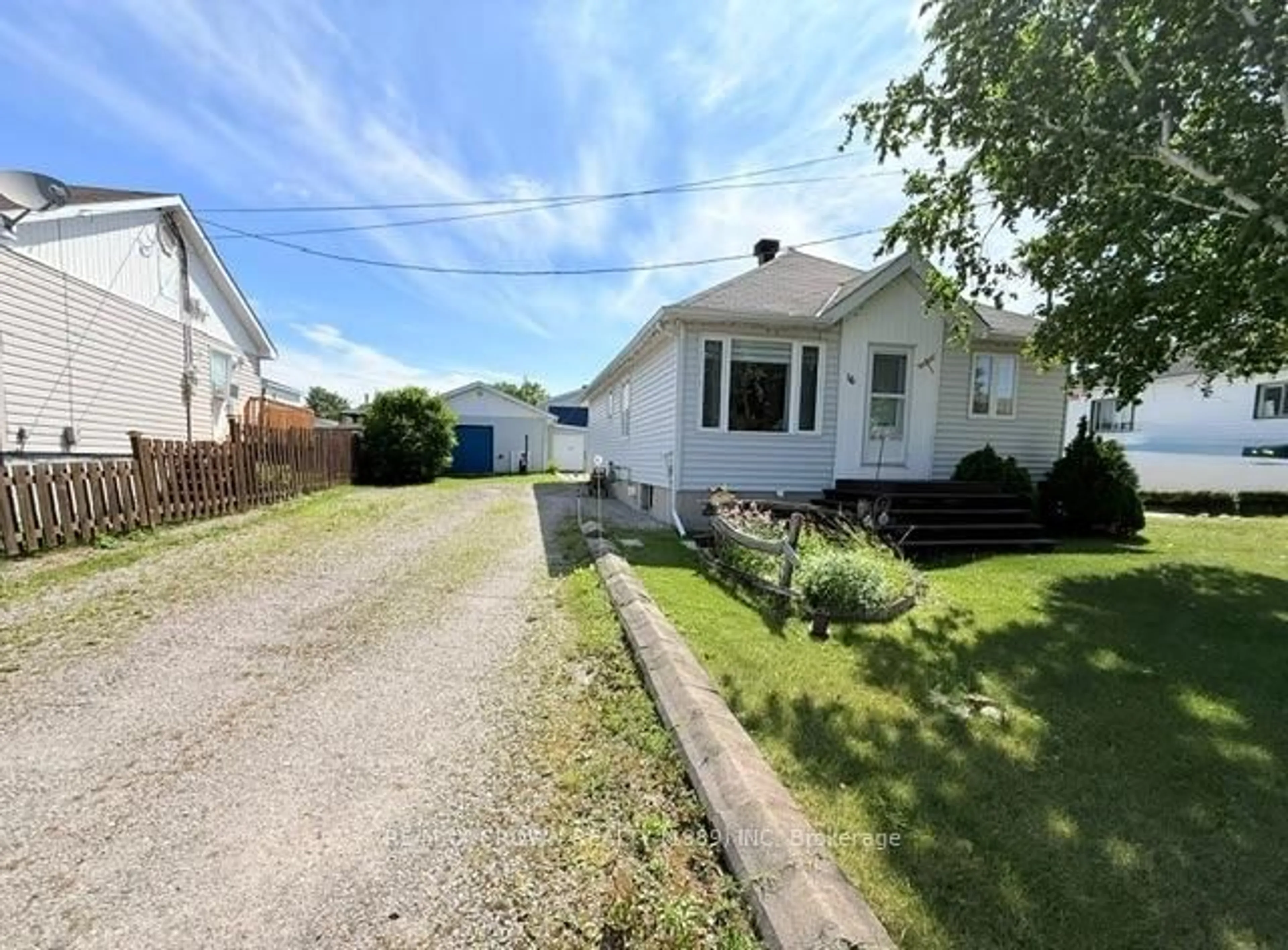 A pic from outside/outdoor area/front of a property/back of a property/a pic from drone, street for 16 Ontario St, Kapuskasing Ontario P5N 2J5