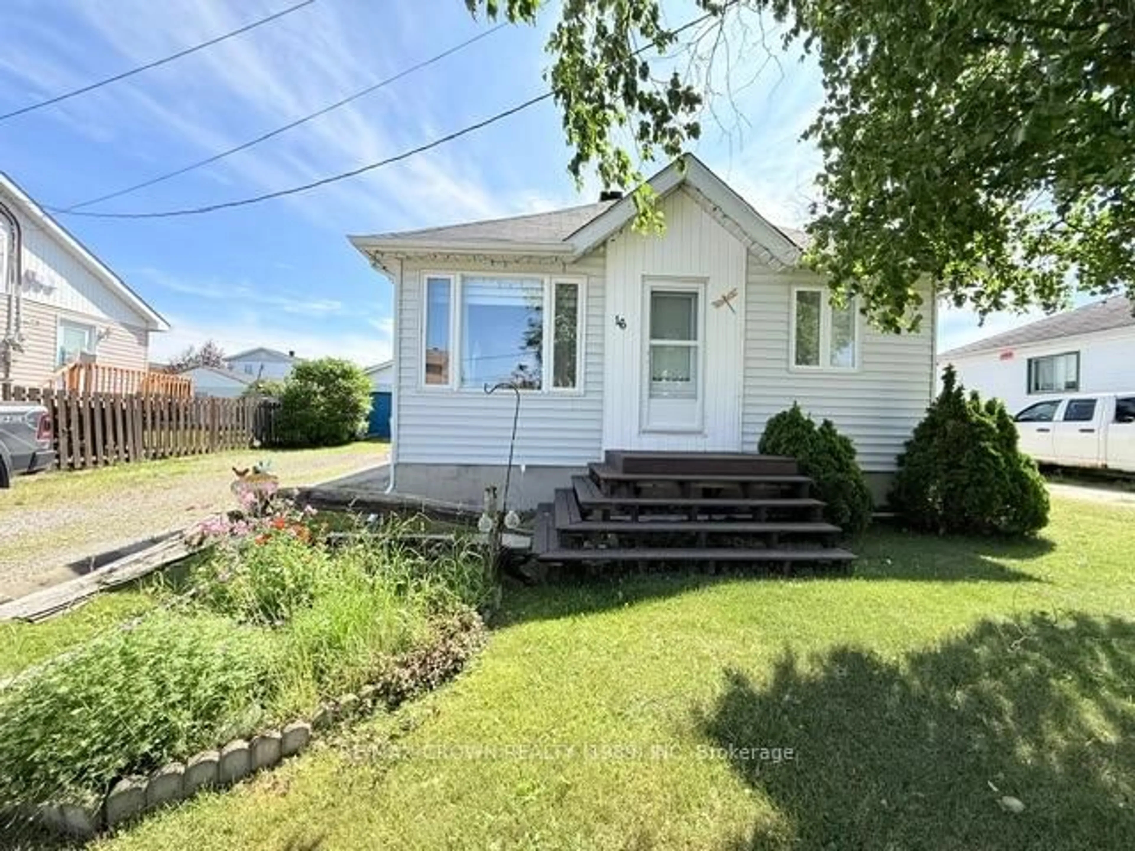 Unknown for 16 Ontario St, Kapuskasing Ontario P5N 2J5